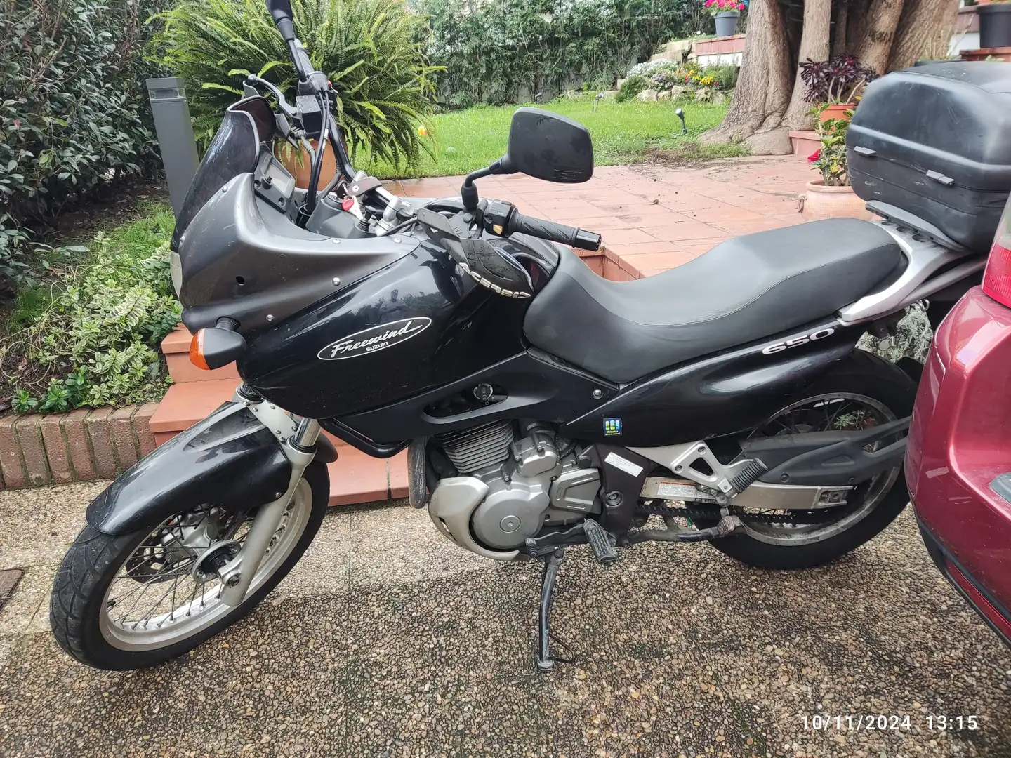 Suzuki XF 650 Gri - 2