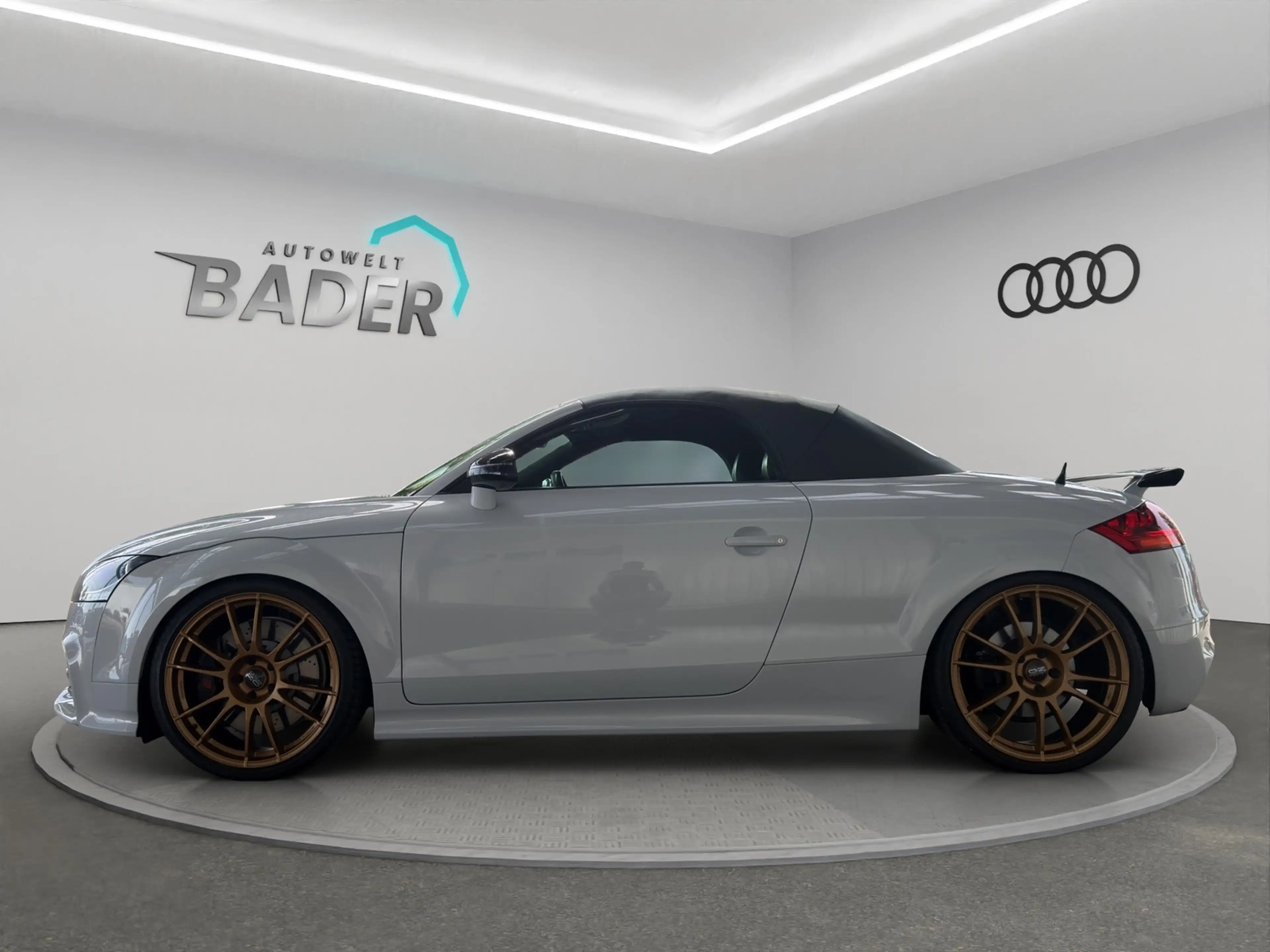 Audi TT RS Roadster 2.5TFSI quattro — photo 3