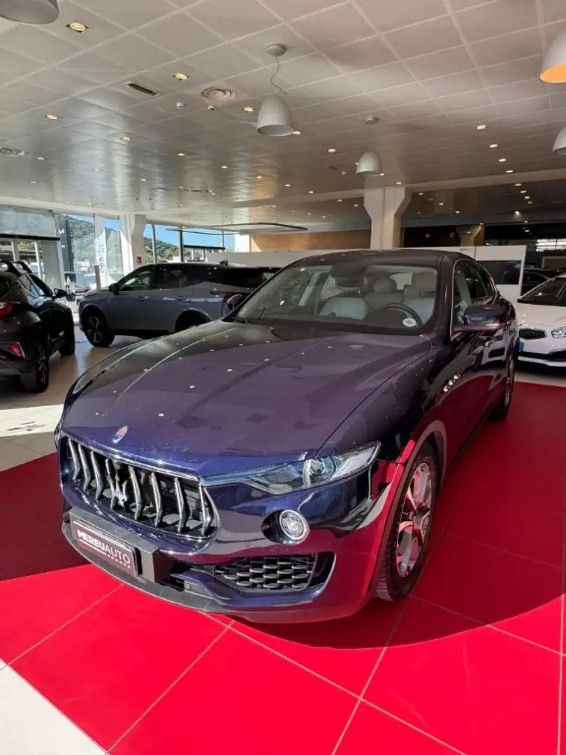 Maserati Levante V6 Diesel 275 CV AWD Granlusso Bleu - 1
