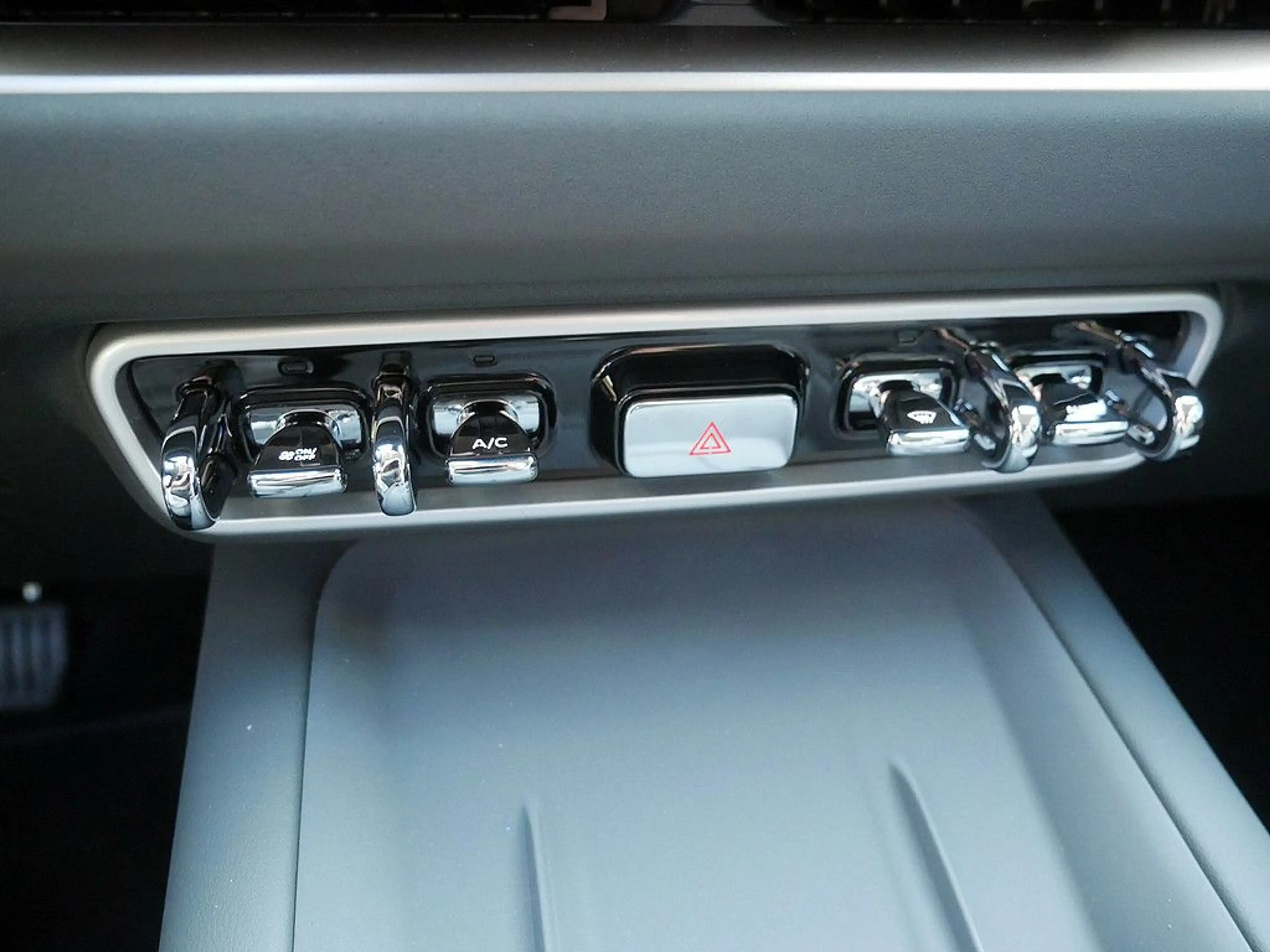 GWM Others ORA 5 1.5 T Premium SHZ KAMERA NAVI ACC LED 360° — photo 14
