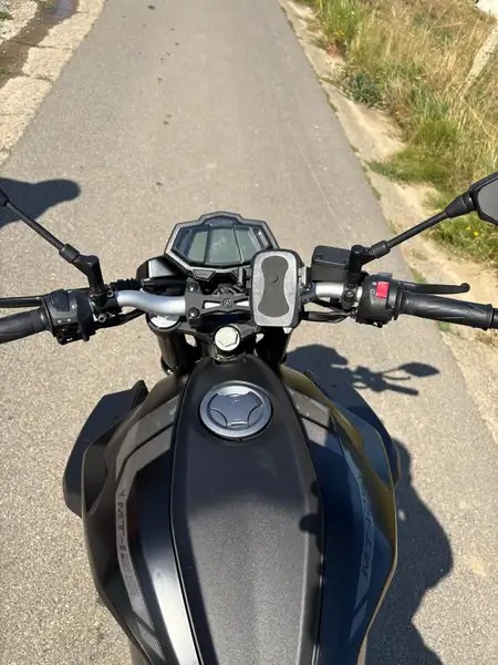 Yamaha MT-125 - foto 8