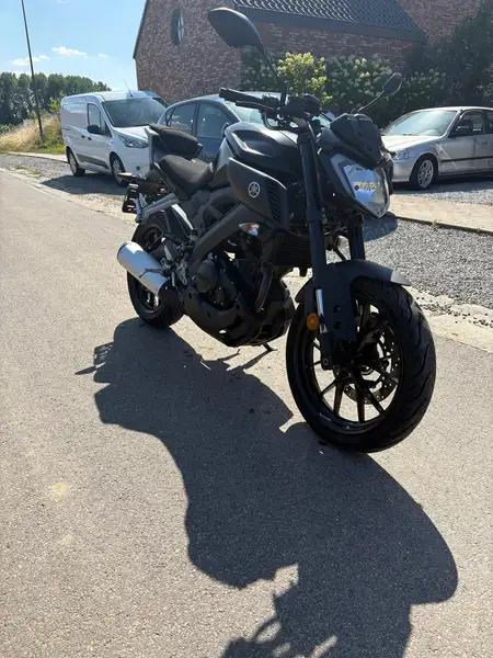 Yamaha MT-125 - foto 6