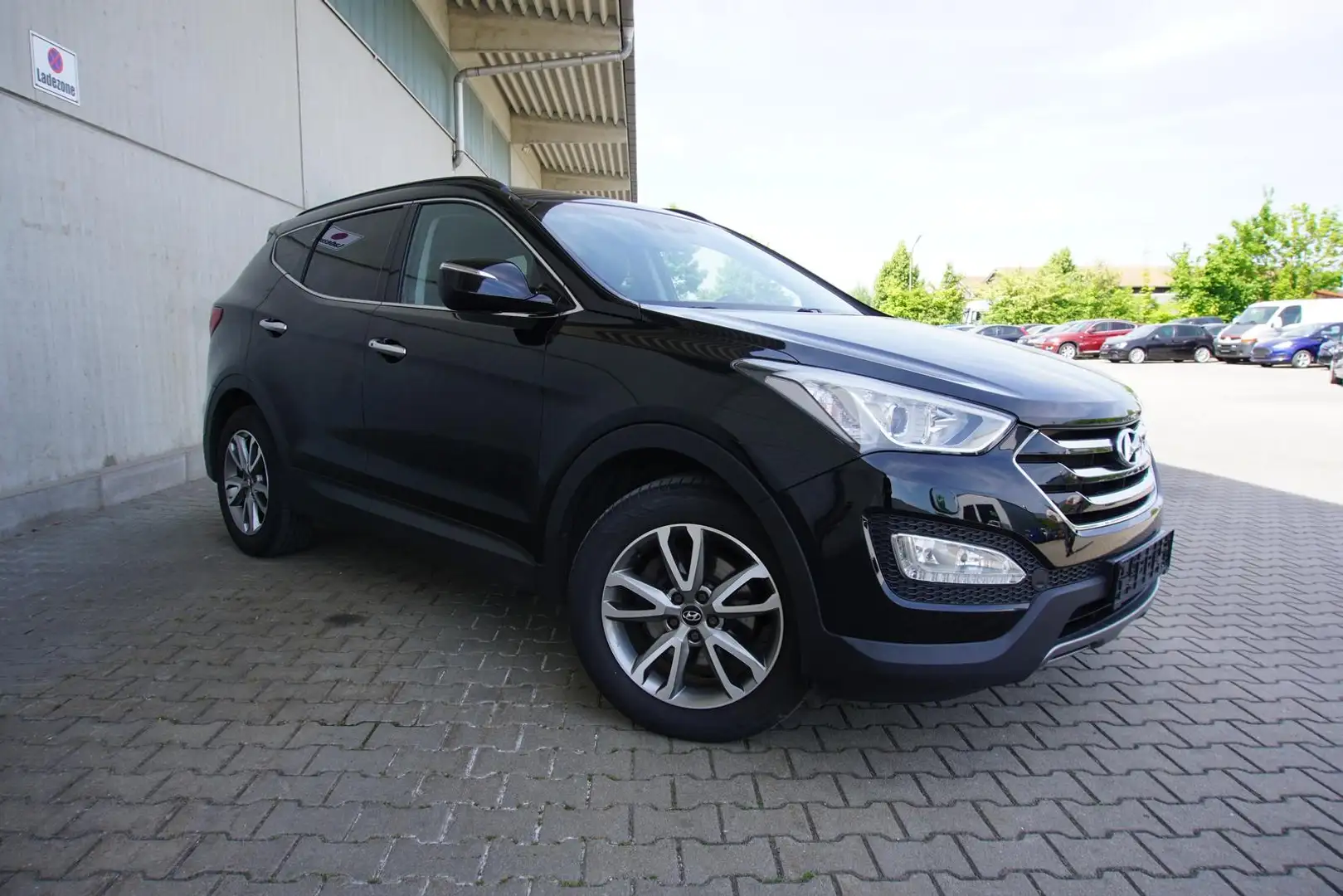 Hyundai SANTA FE 2.2 CRDi 4WD AHK Navi Kamera SHZ Schwarz - 1