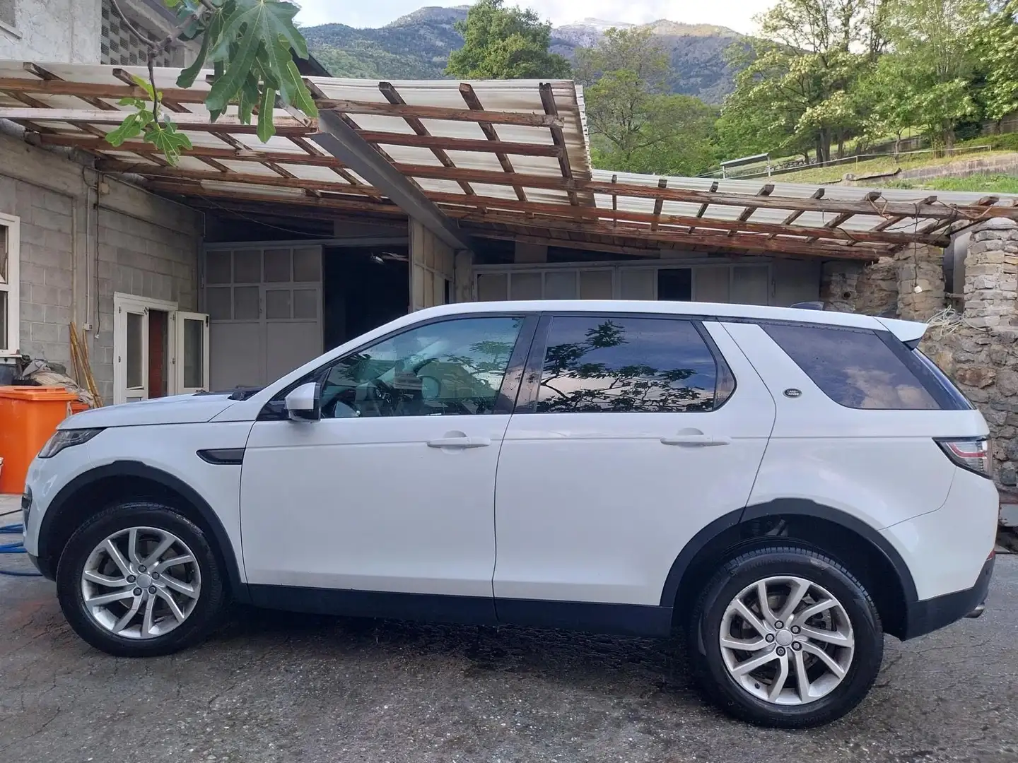 Land Rover Discovery Sport 2.0 td4 HSE awd 150cv. x operatori settore - 2
