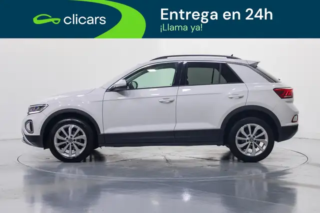 Volkswagen T-Roc view 8