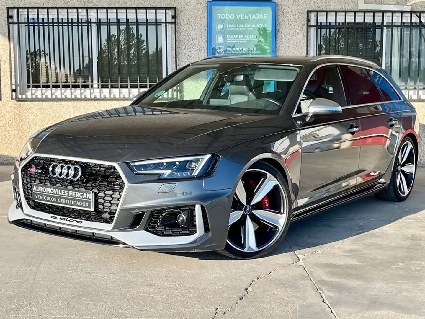 Audi RS4 Avant 2.9 TFSI quattro tiptronic Gris - 1