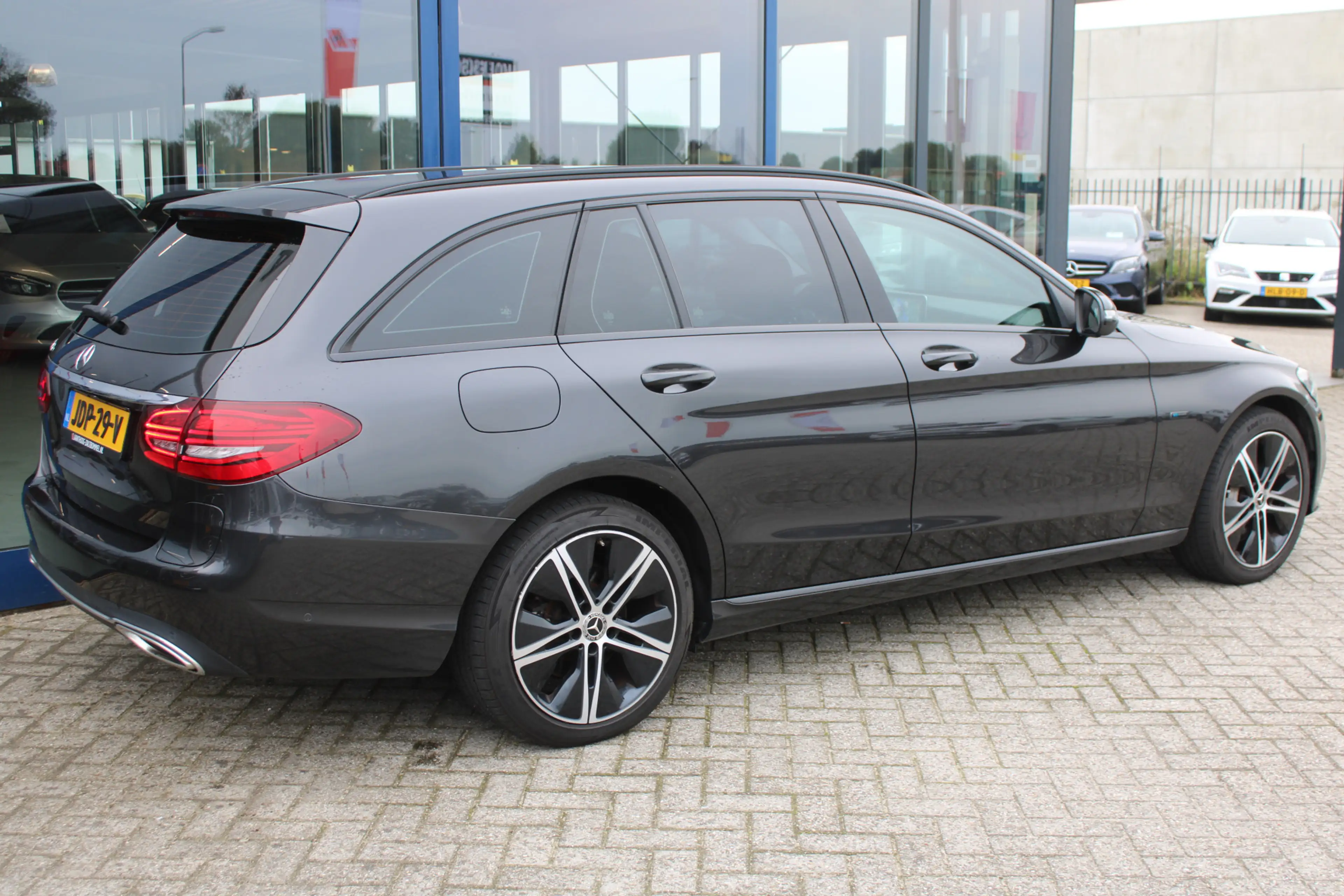 Mercedes-Benz C 300 Estate 300e Avantgarde NIGHT PAKKET DISTRONIC CAME — photo 6