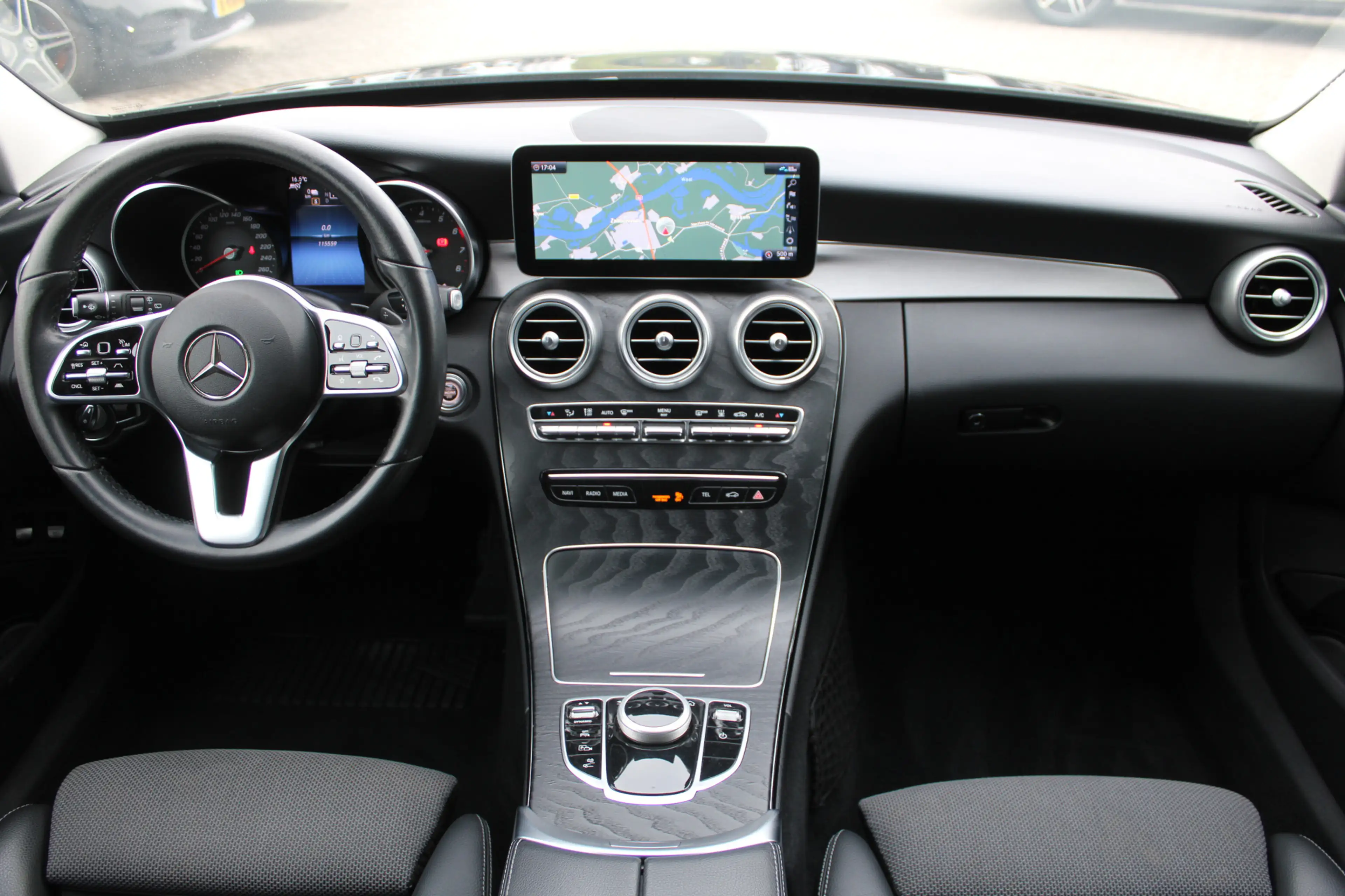 Mercedes-Benz C 300 Estate 300e Avantgarde NIGHT PAKKET DISTRONIC CAME — photo 2