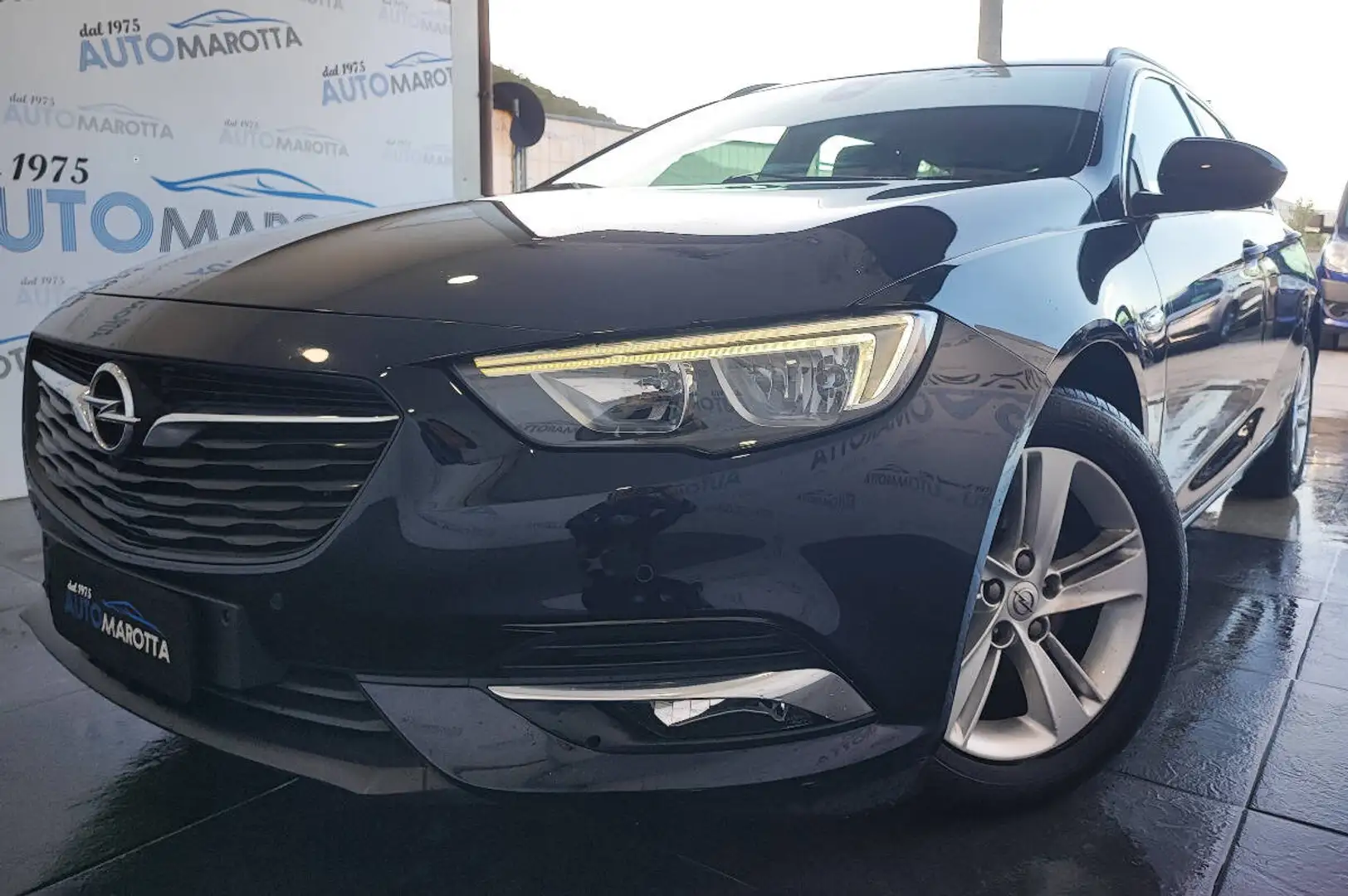 Opel Insignia Insignia Sports Tourer 2.0 cdti Innovation s&s 170cv *PROMO FINANZIAMENTO* Blau - 2