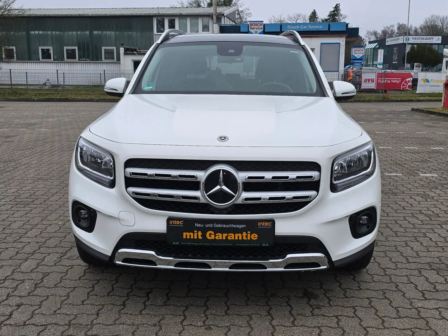 Mercedes-Benz GLB 220 d Progressive Ambiente Panoramadach Navi Blanc - 2