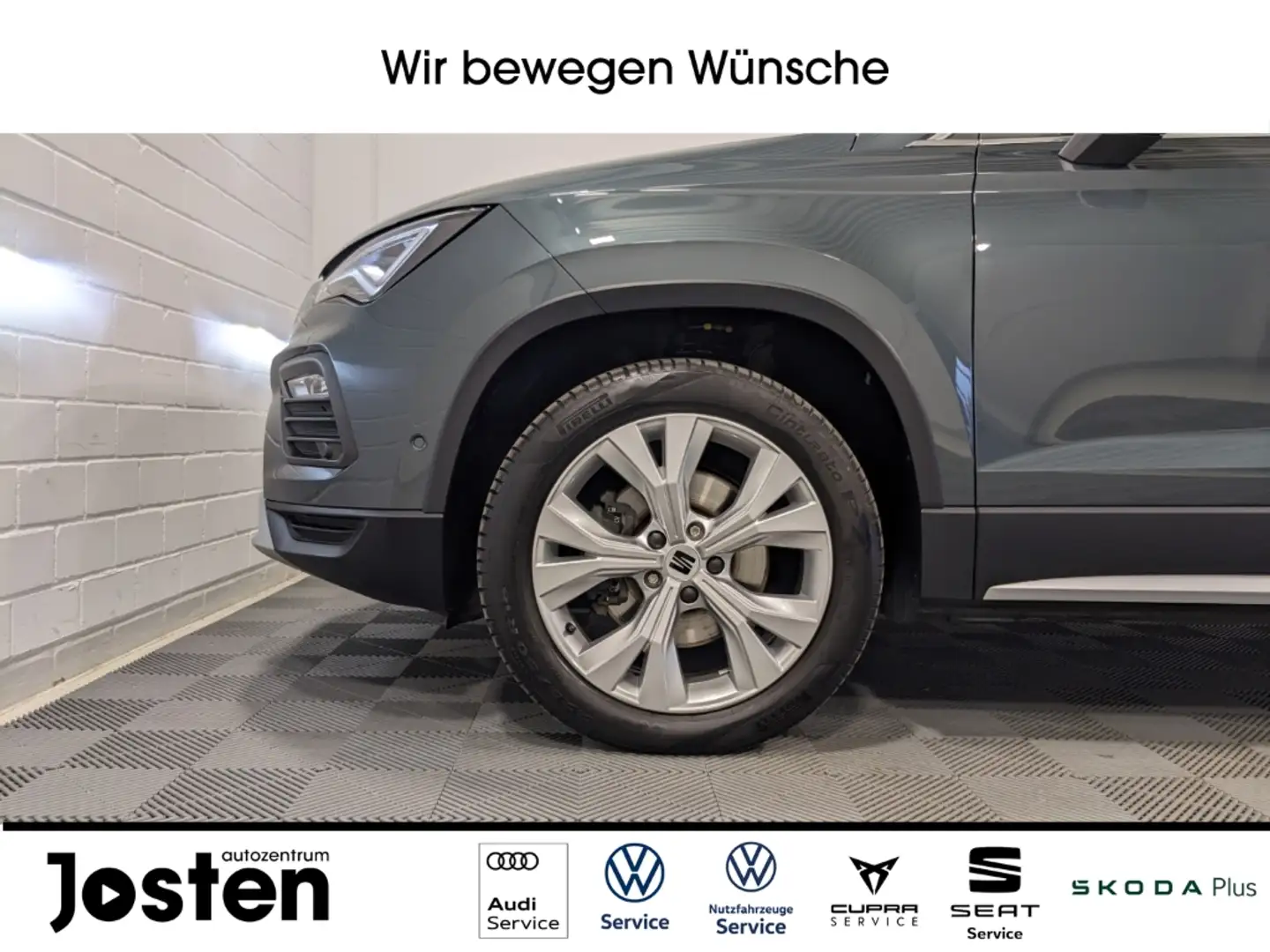 SEAT Ateca Xperience 2.0 TDI 4D DSG LED AHK Pano KAM Grün - 2