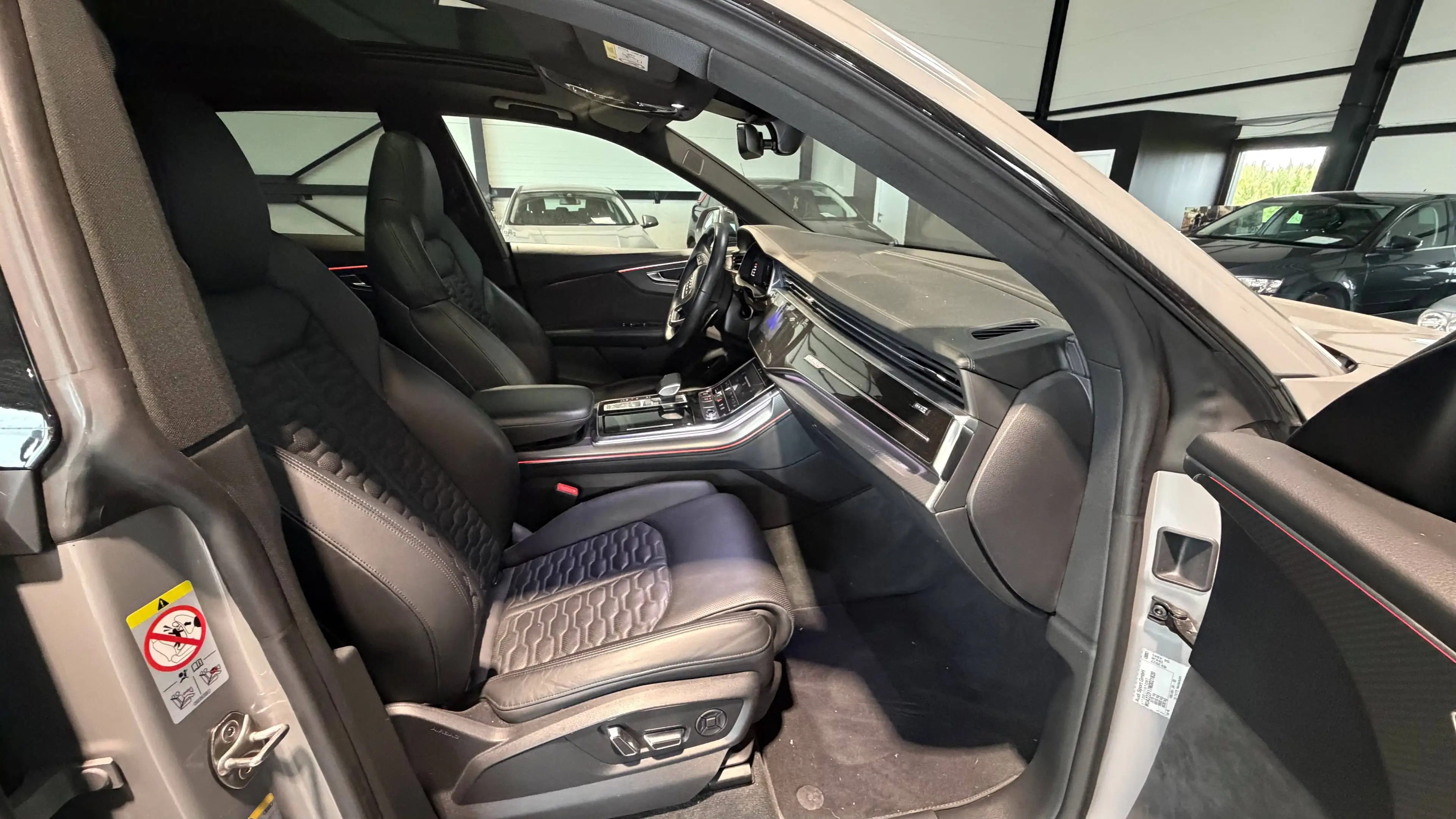 Audi RS Q8 RS Q8 4.0 V8 TFSI Quattro Tiptronic — photo 9