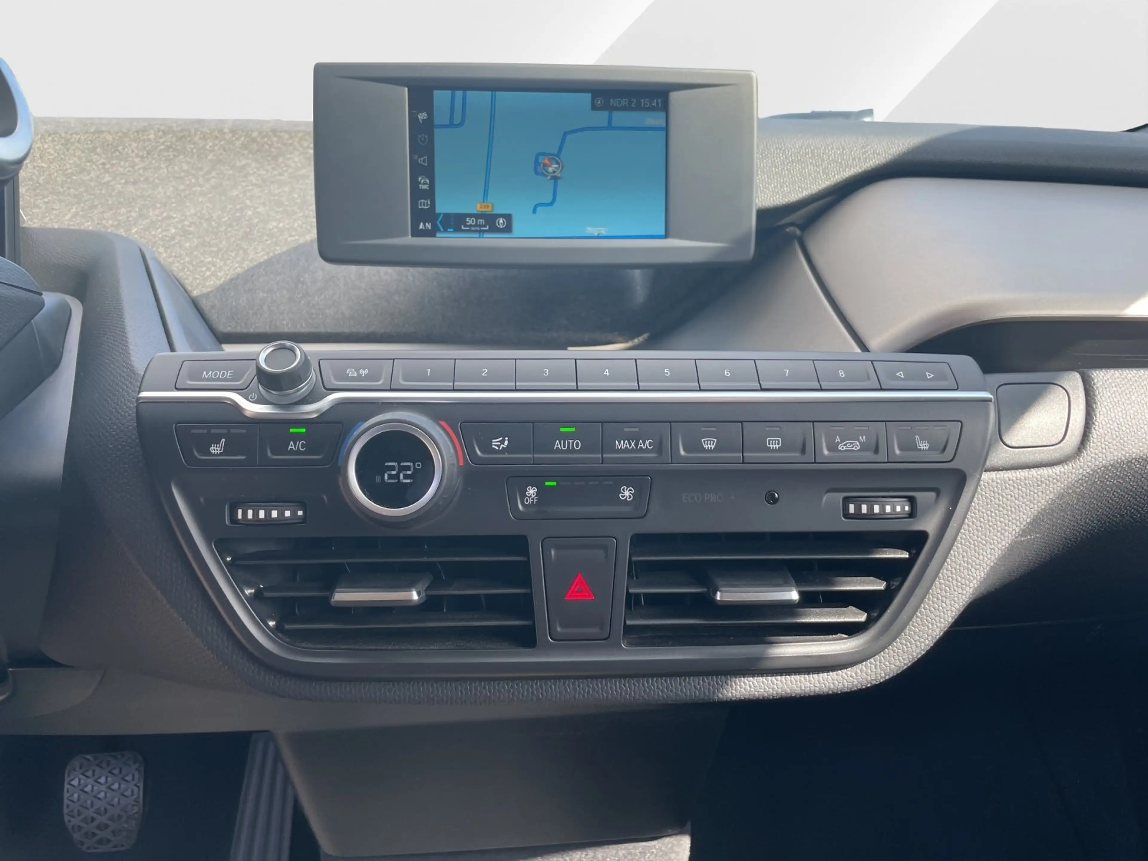 BMW i3 120Ah | Kamera | Parkassist. | HK HiFi | DAB etc. — photo 10