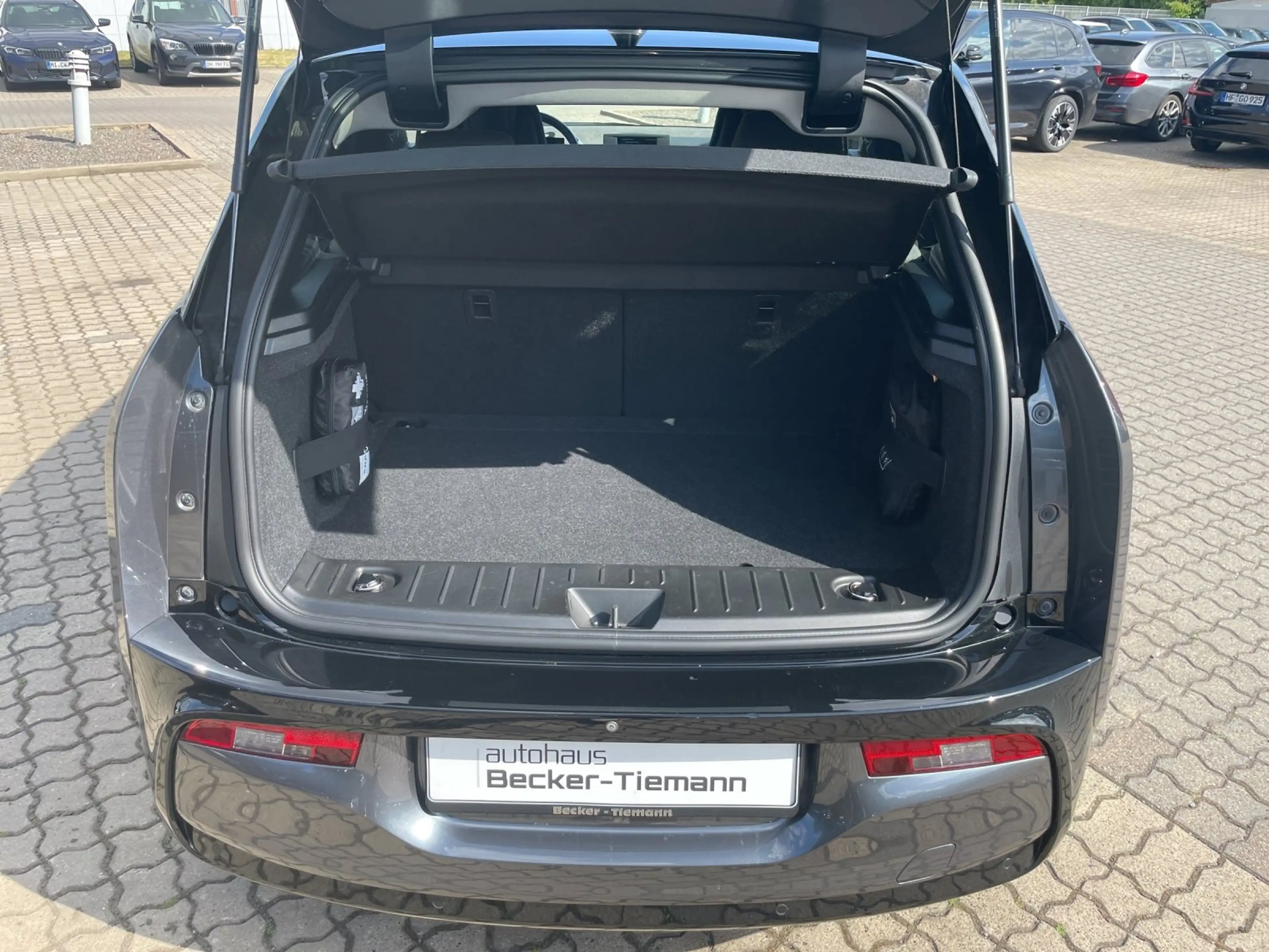 BMW i3 120Ah | Kamera | Parkassist. | HK HiFi | DAB etc. — photo 16