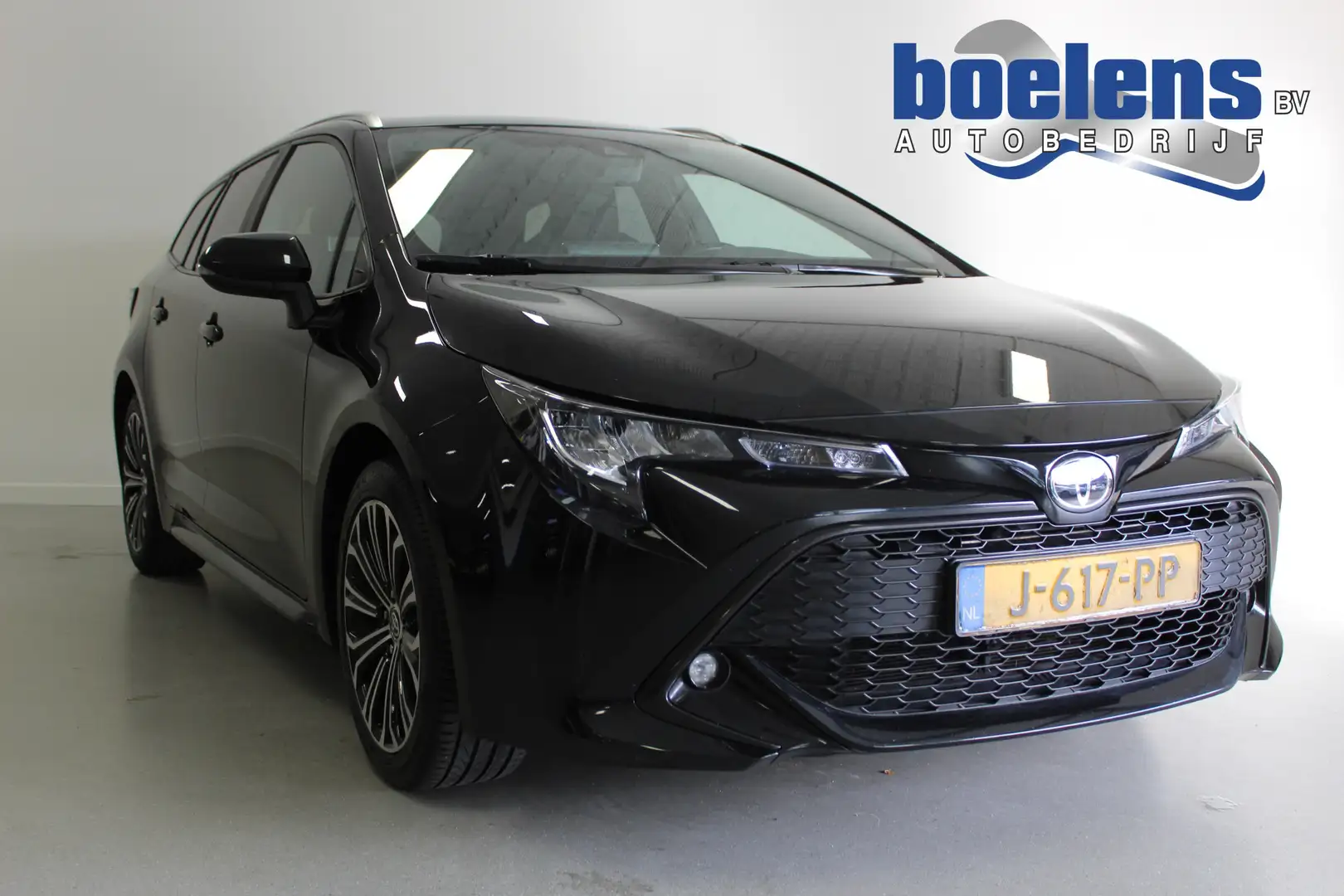 Toyota Corolla Touring Sports 1.2 Turbo Dynamic | 17'LMV | STOEL- Zwart - 1