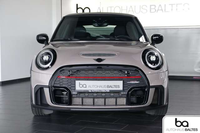 MINI John Cooper Works JCW 17"/Pano/Park/HuD/Navi/LED/Kam/Black