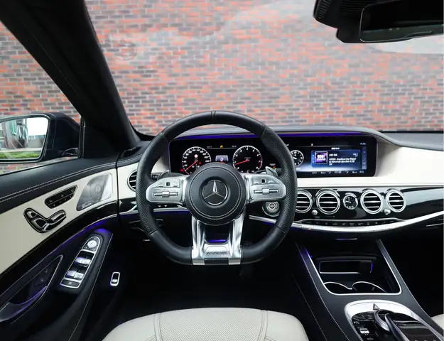 Mercedes-Benz S-Class view 30