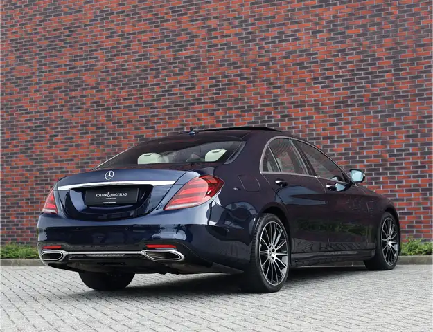 Mercedes-Benz S-Class view 16