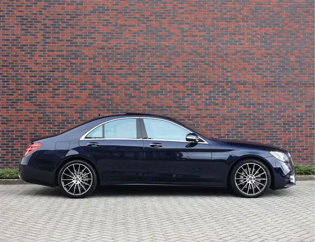 Mercedes-Benz S-Class view 13