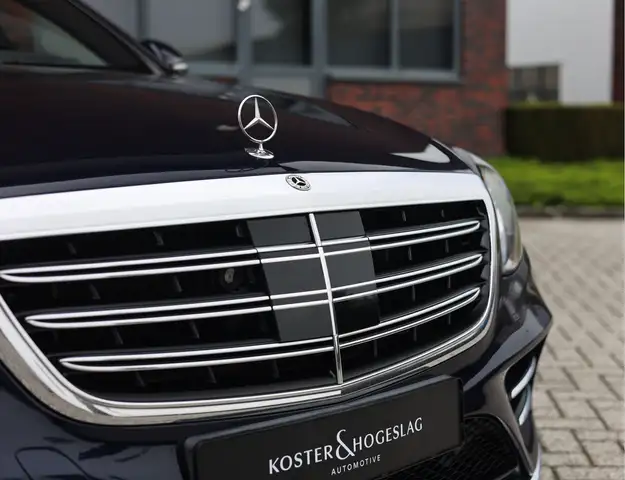 Mercedes-Benz S-Class view 8