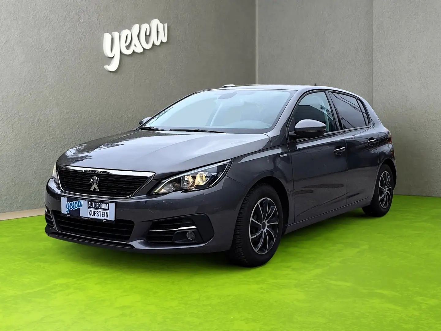 Peugeot 308 Style 8 fach bereift, neues Pickerl - 1