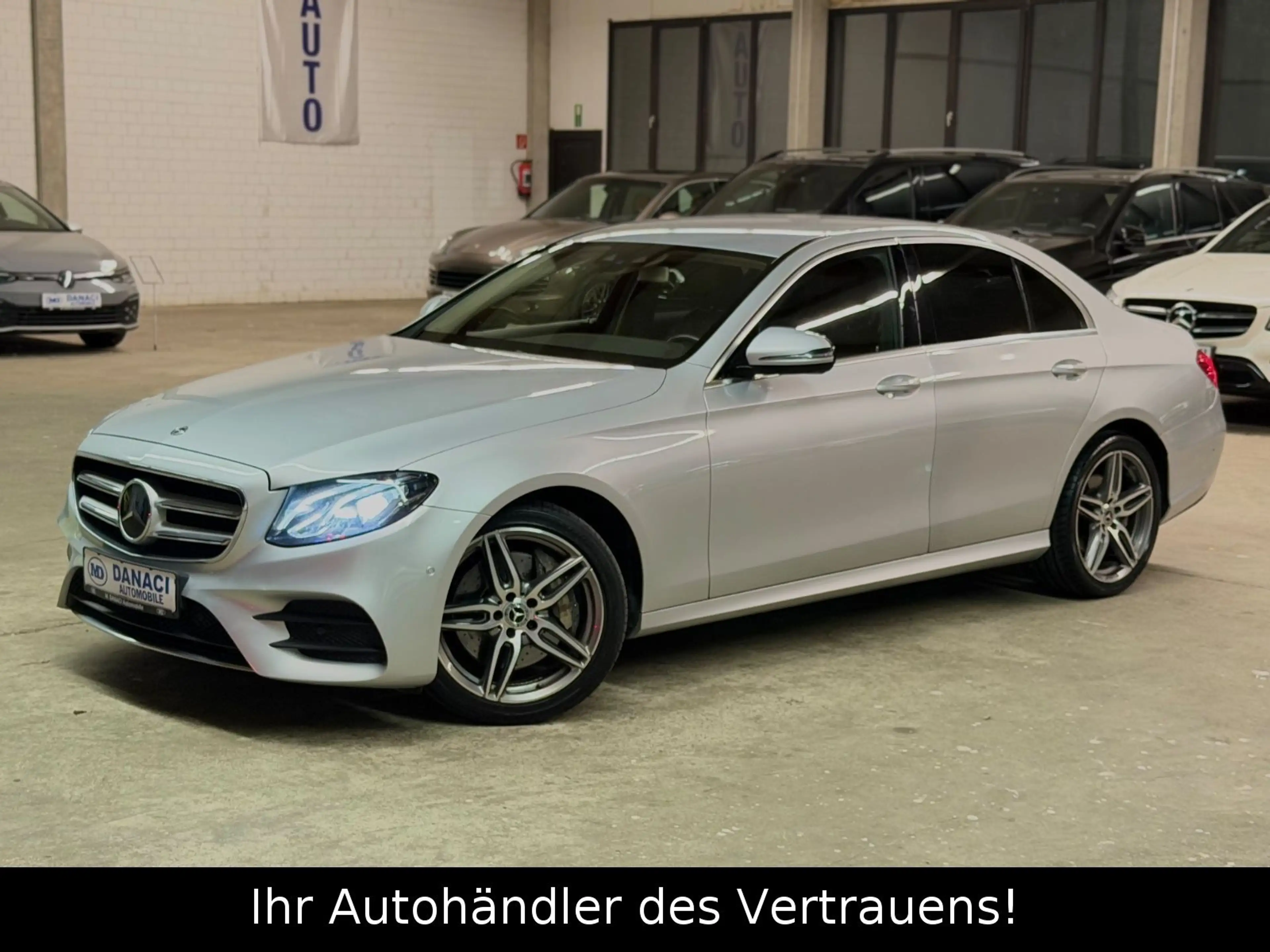 Mercedes-Benz E 400 d 4Mtc Lim. AMG-Line*Distronic-RFK*Burmest — photo 3