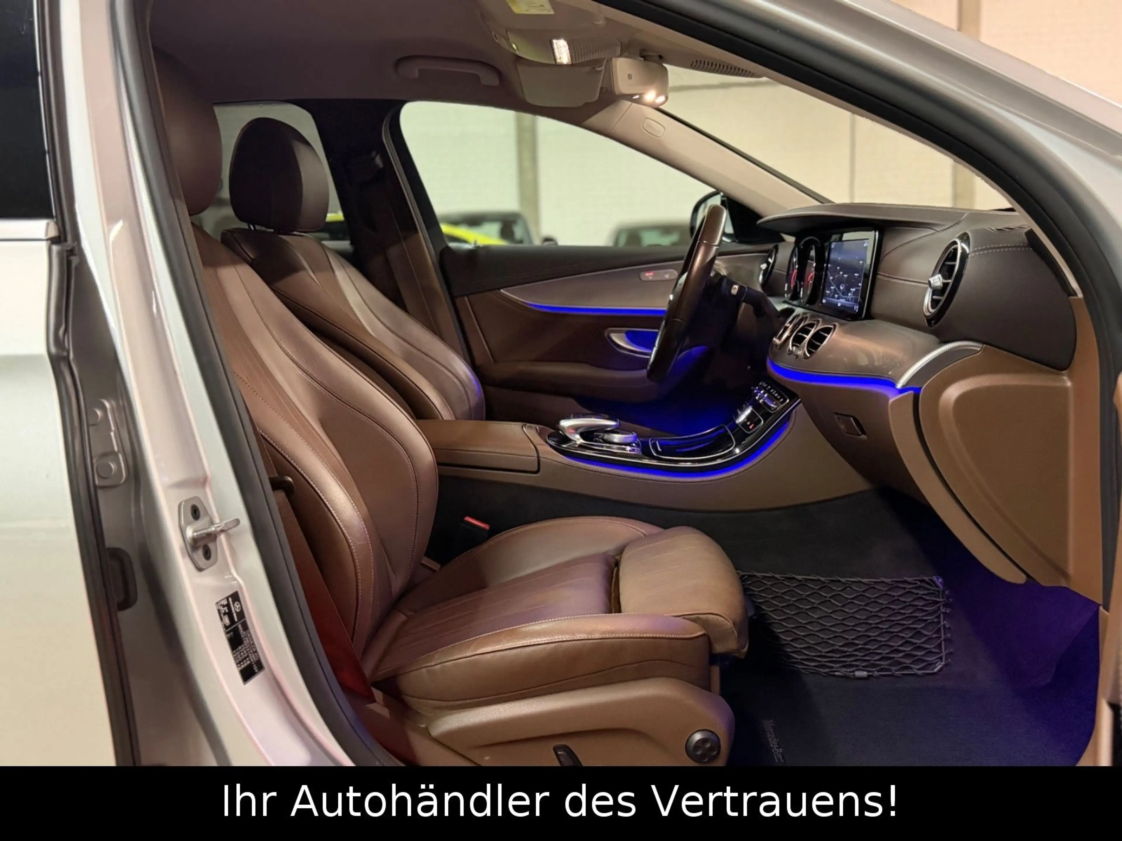 Mercedes-Benz E 400 d 4Mtc Lim. AMG-Line*Distronic-RFK*Burmest — photo 15