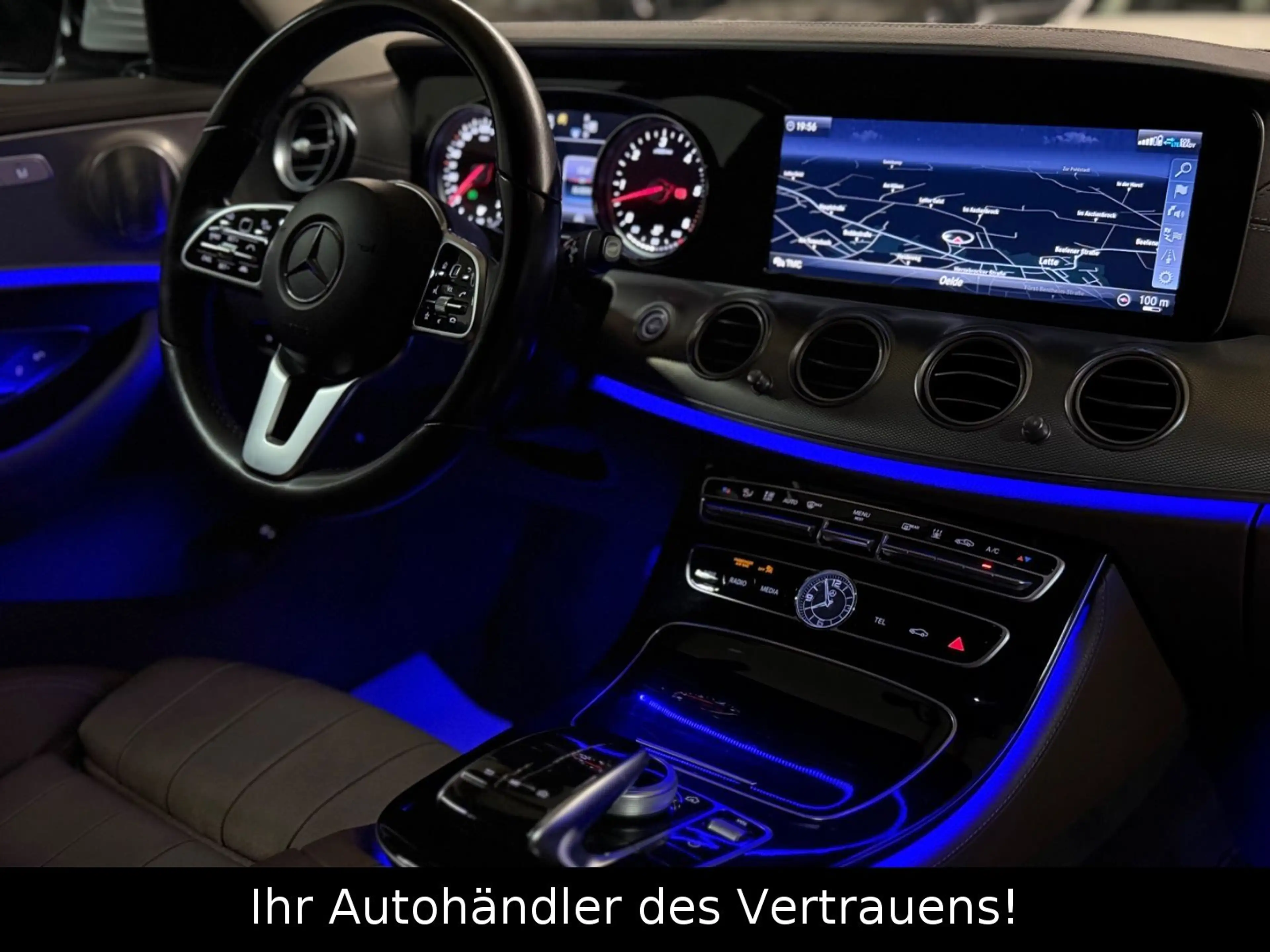 Mercedes-Benz E 400 d 4Mtc Lim. AMG-Line*Distronic-RFK*Burmest — photo 11