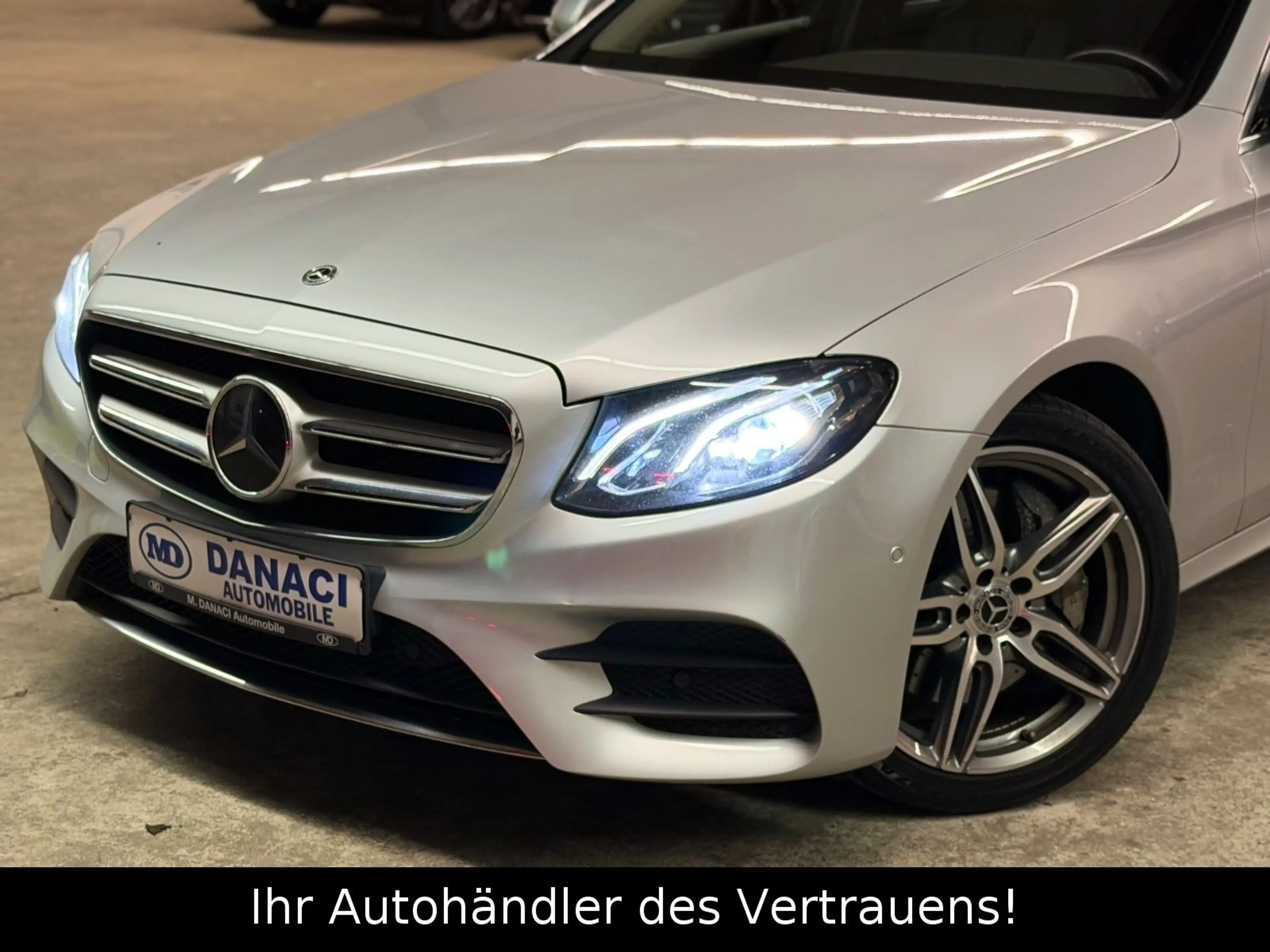 Mercedes-Benz E 400 d 4Mtc Lim. AMG-Line*Distronic-RFK*Burmest — photo 9