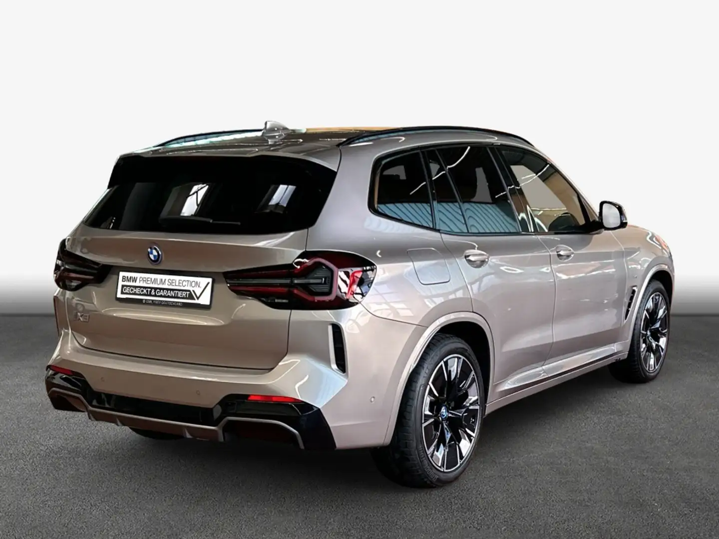 BMW iX3 Impressive, AHK, SHZ, Sportsitz Silber - 2
