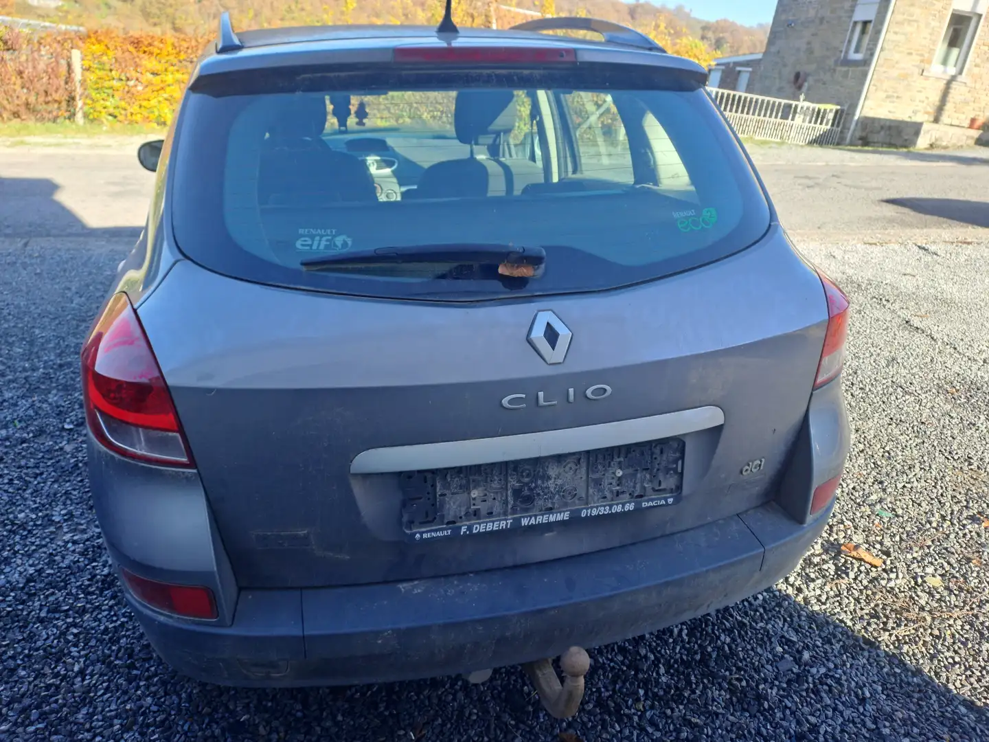 Renault Clio Clio 1.5 dCi Expression FAP 104g A REPARER Gris - 2