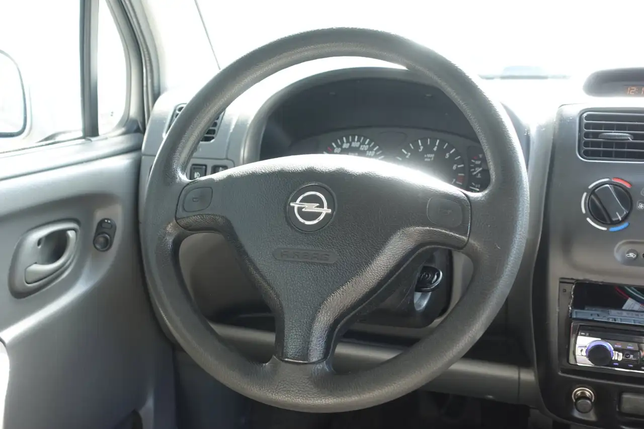 Opel Agila 1.2-16V Elegance, foto 10
