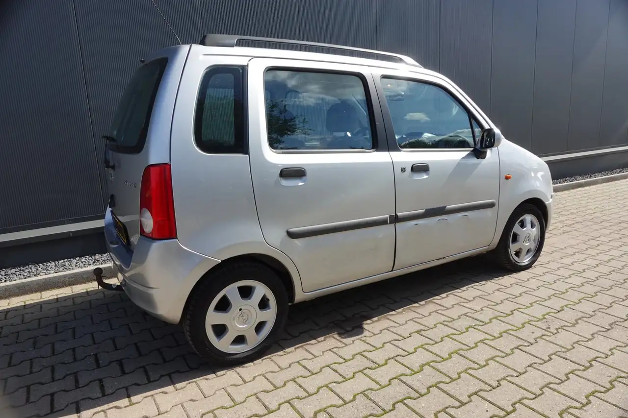 Opel Agila 1.2-16V Elegance, foto 3