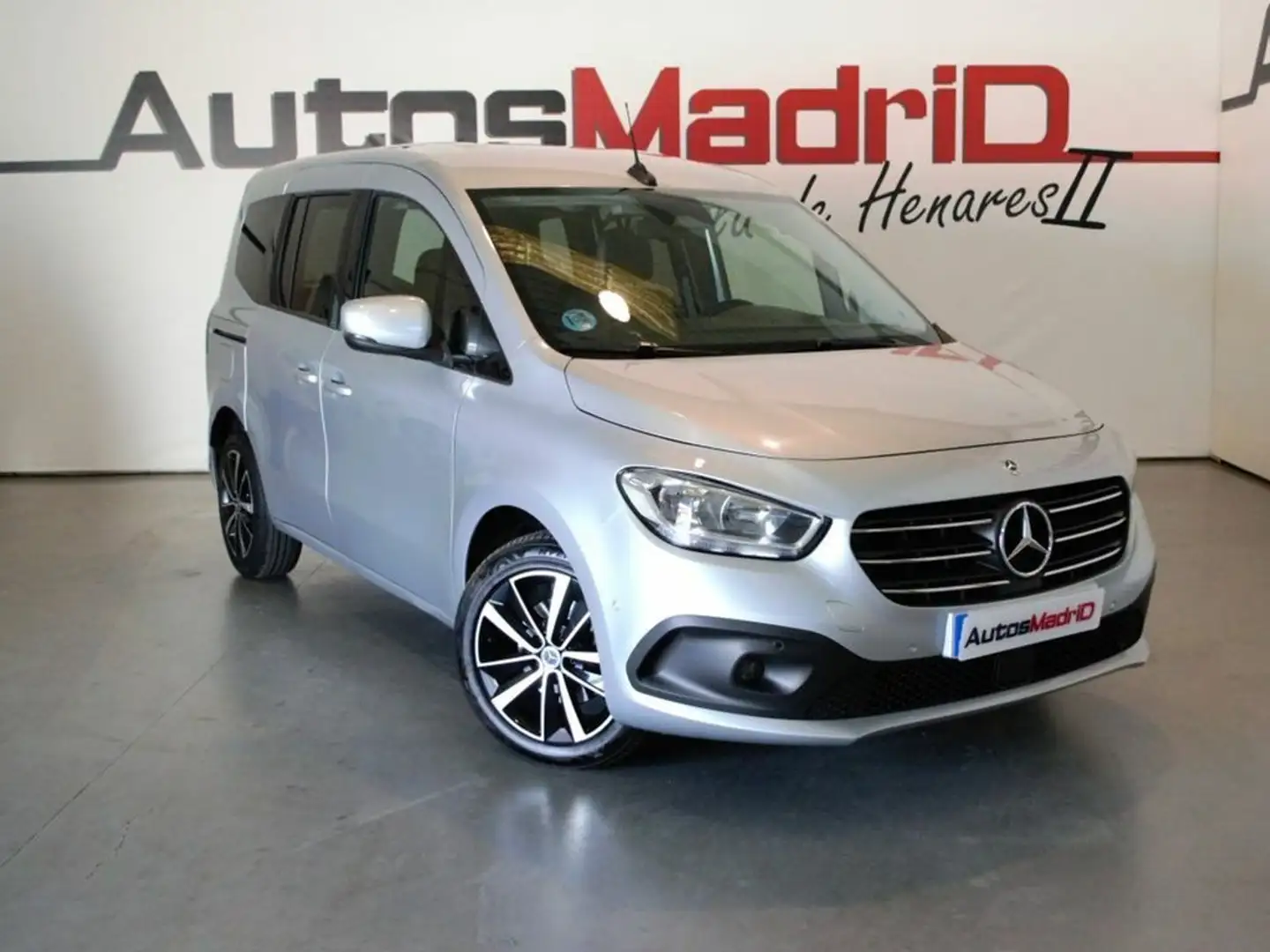 Mercedes-Benz T-Class 180 d Gris - 1