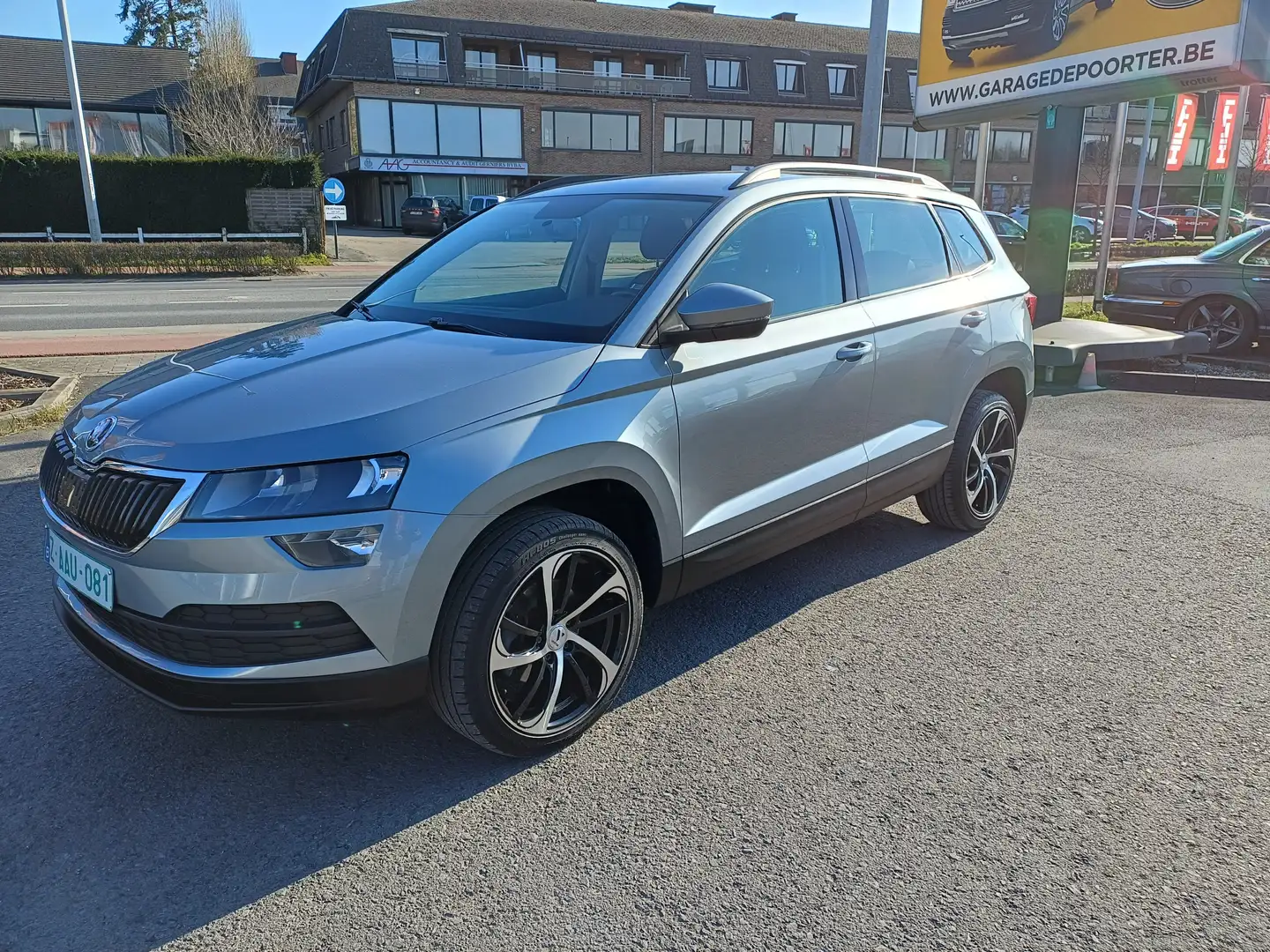 Skoda Karoq 1.0 TSI Ambition (EU6.2) Grijs - 1