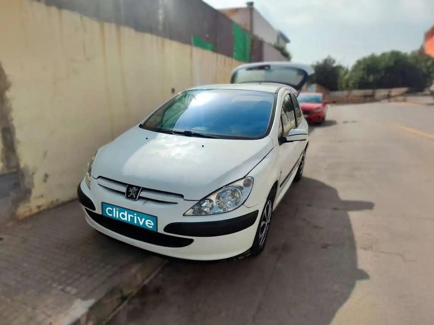 Peugeot 307 1.6i XR Clim Plus Blanco - 2
