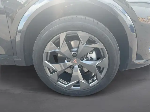 Cupra Formentor view 7