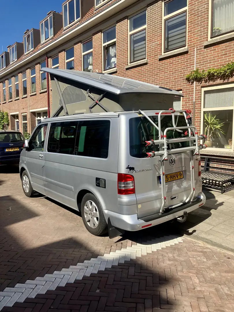 Volkswagen T5 California 2,5 TDI Šedá - 2