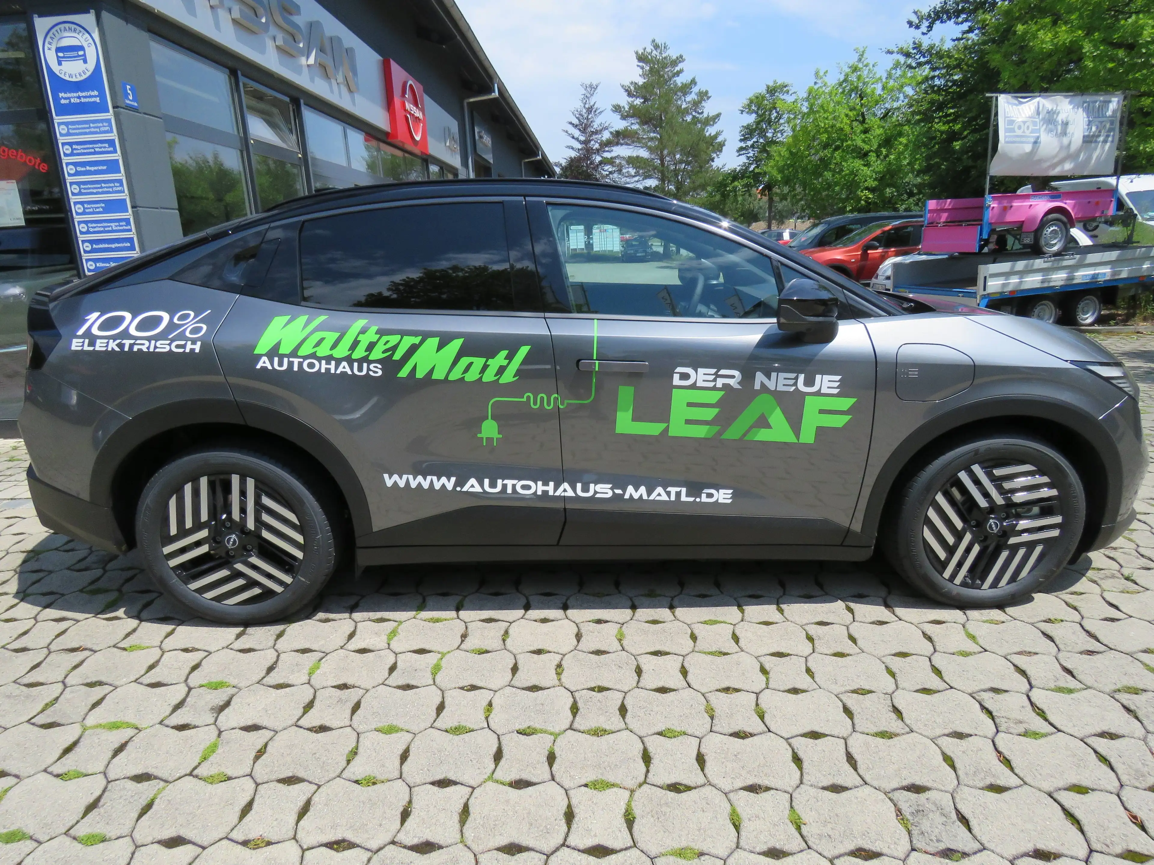 Nissan Leaf 75 kWh Advance 217PS mit Glasdach — photo 13