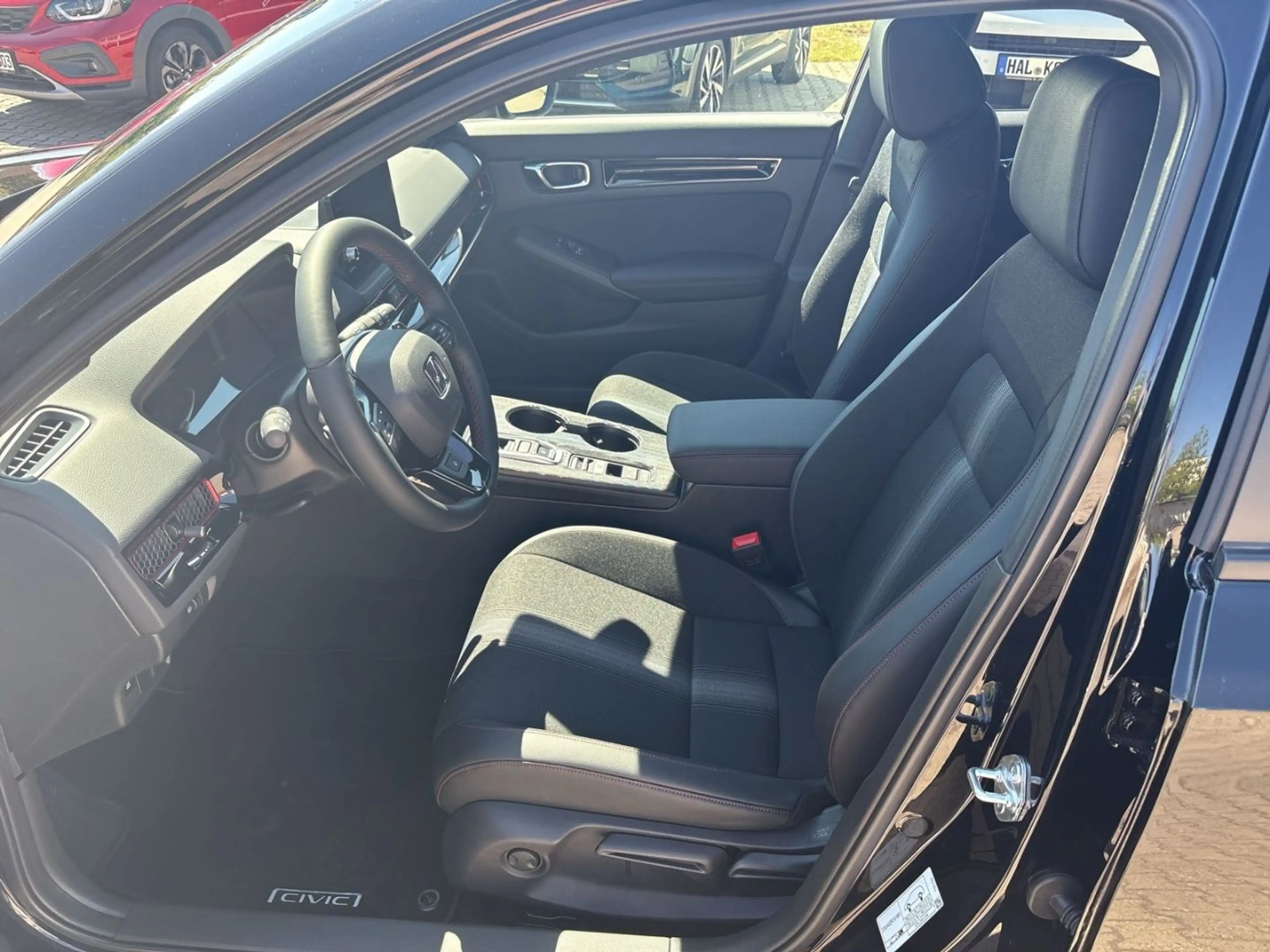 Honda Civic e HEV Hybrid 2.0 Sport — photo 11