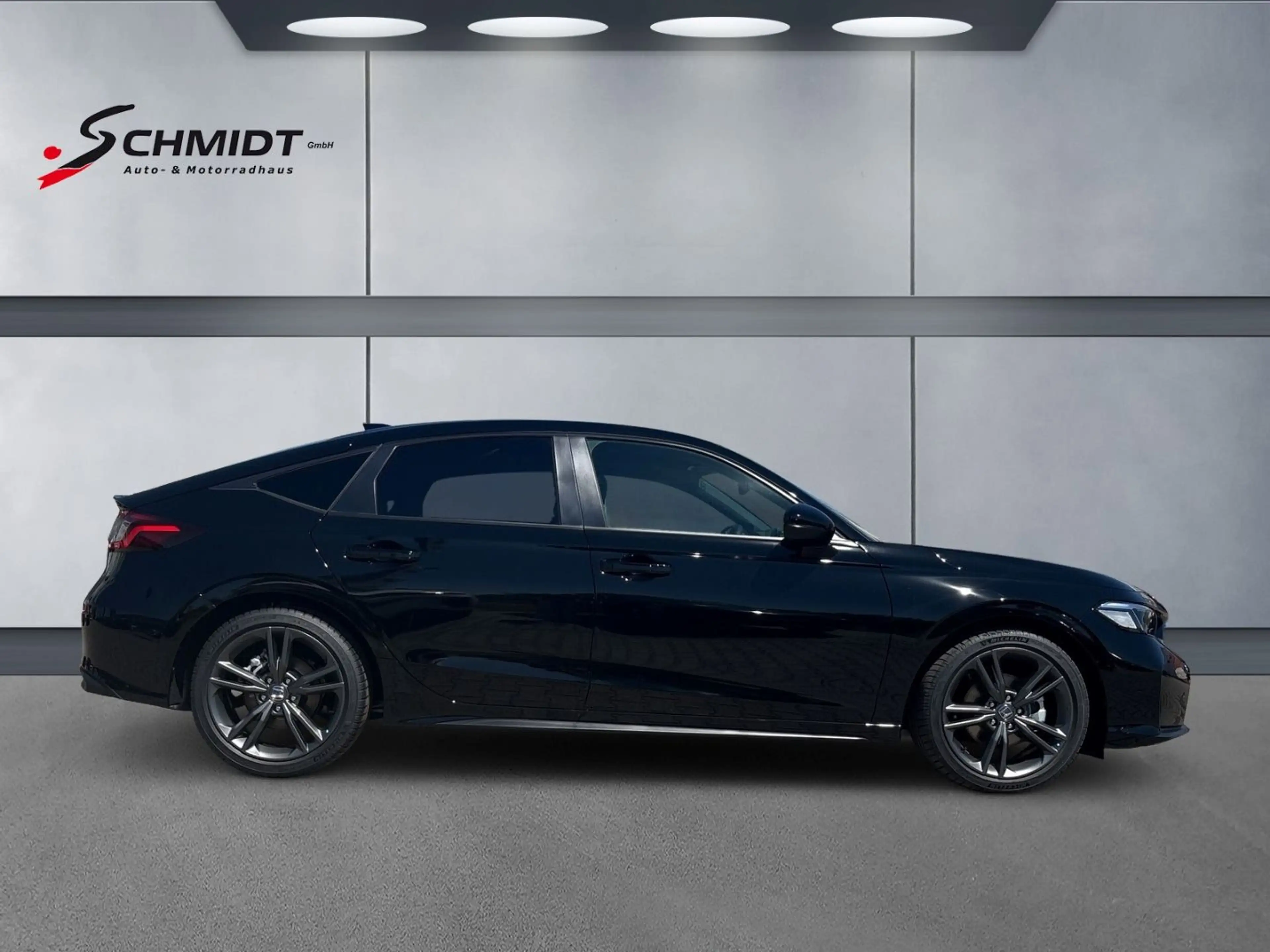 Honda Civic e HEV Hybrid 2.0 Sport — photo 3