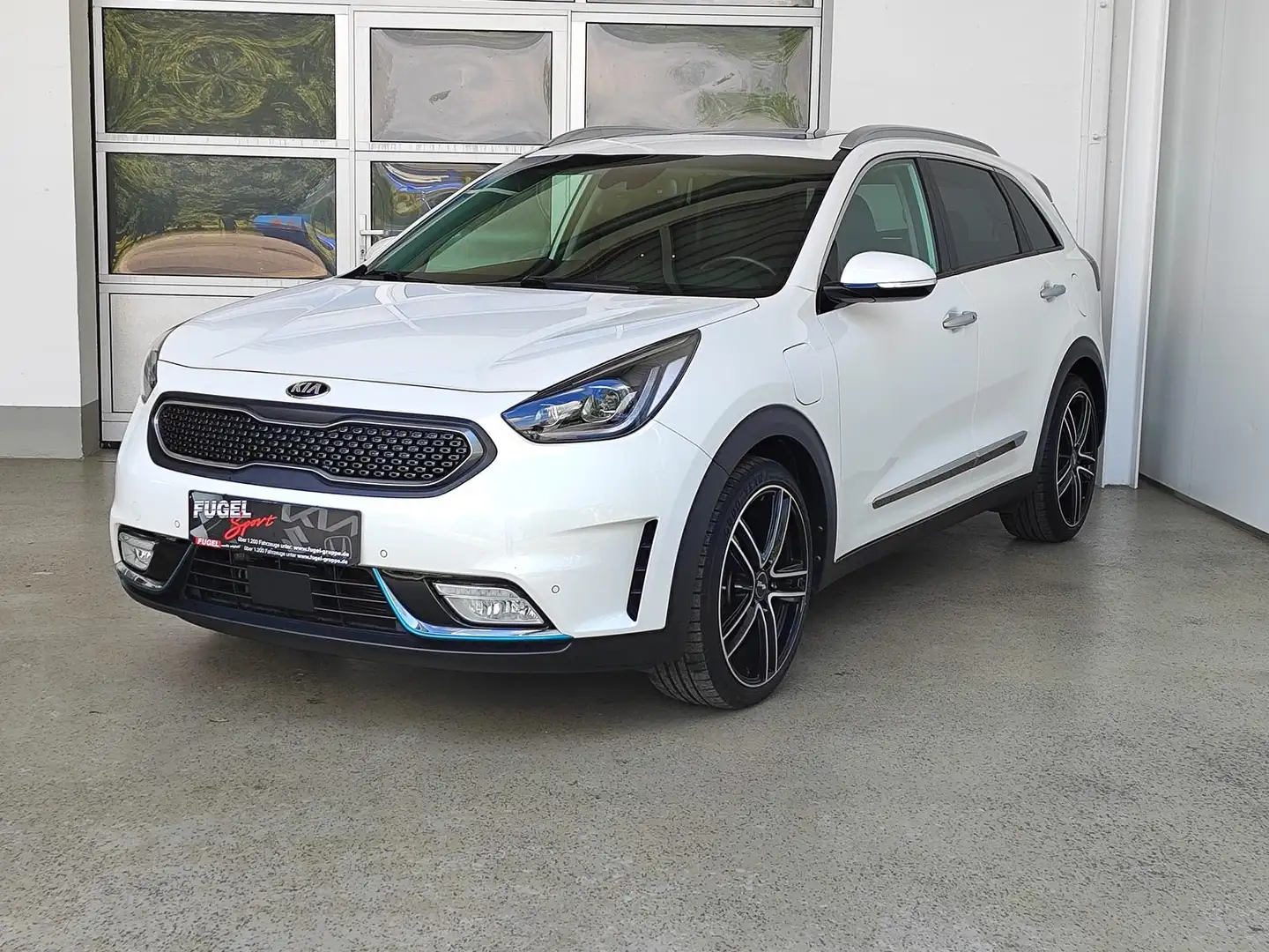 Kia Niro 1.6 Spirit Plug-in Hybrid Pano|Tech.|Leder|AHK Weiß - 2