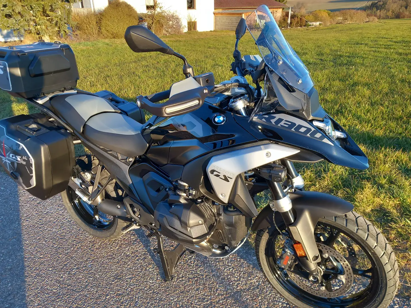 BMW R 1300 GS Tripleblack Noir - 2
