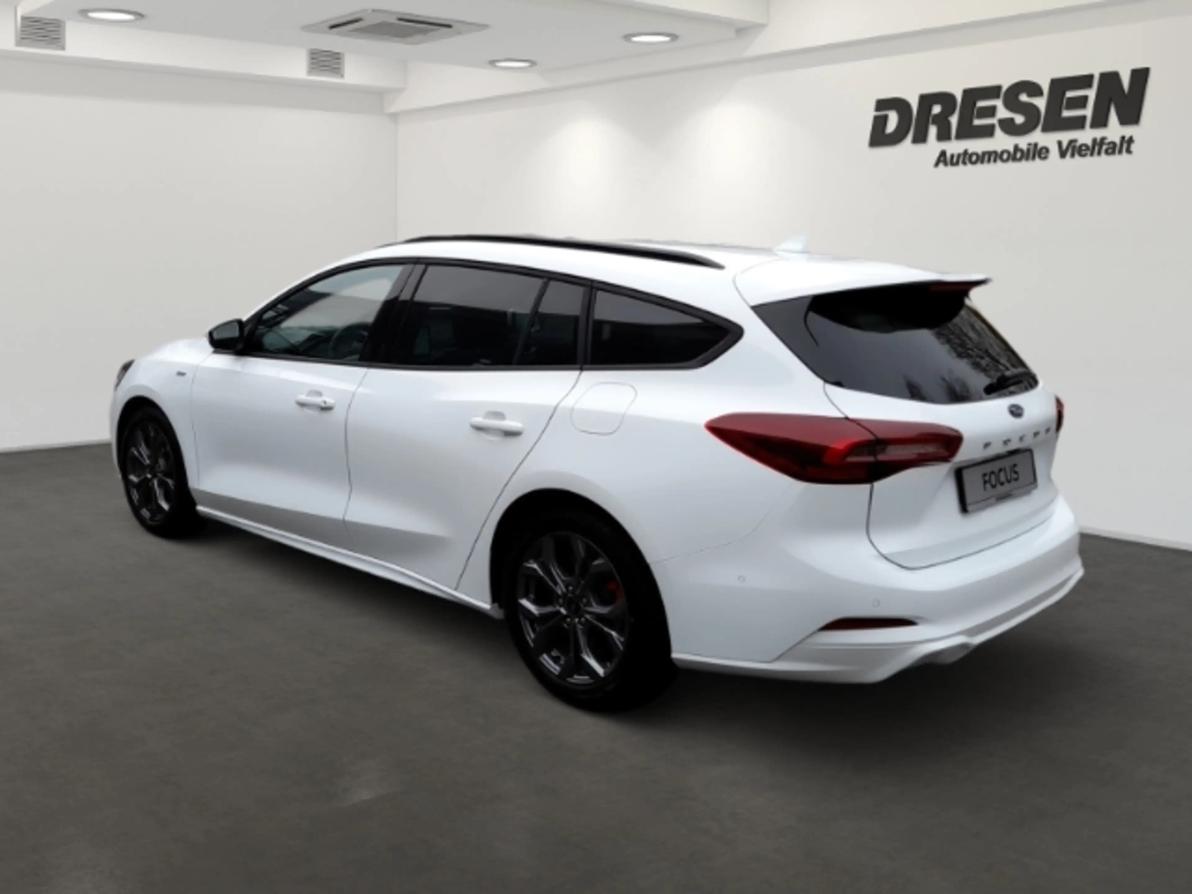 Ford Focus ST-Line Turnier 1.0l EcoBoost Navi LED ACC Apple C — photo 5