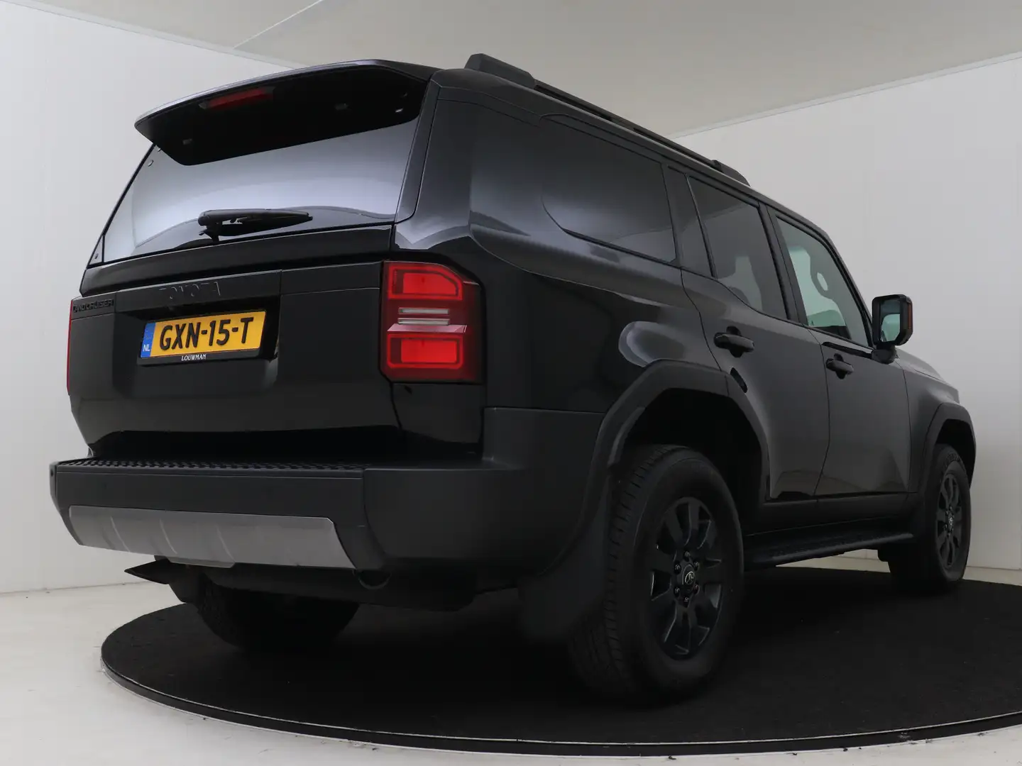 Toyota Land Cruiser 2.8 D-4D Professional 5p. | Navigatie | 360 Camera Zwart - 2