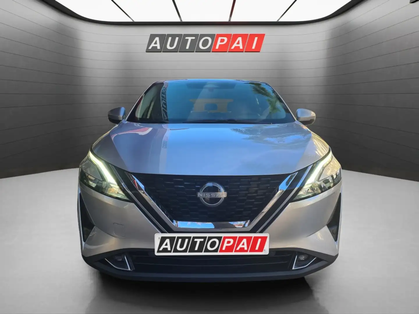 Nissan Qashqai 1.3 DIG-T mHEV 12V Acenta 4x2 Aut. 116kW Grijs - 2