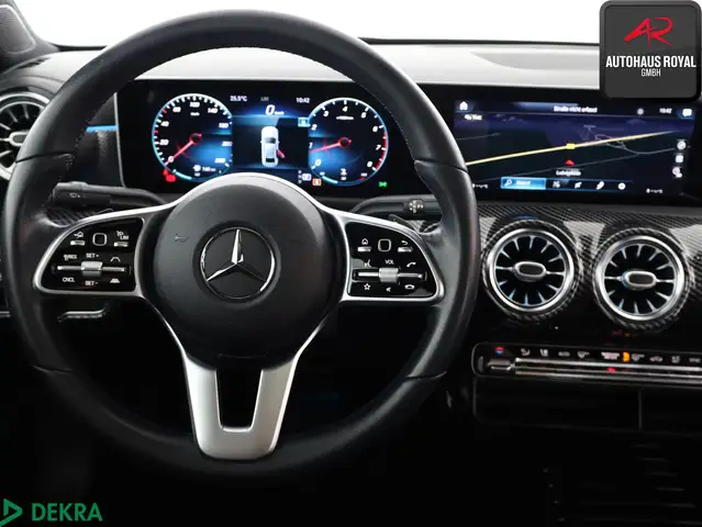 Mercedes-Benz A-Class view 10