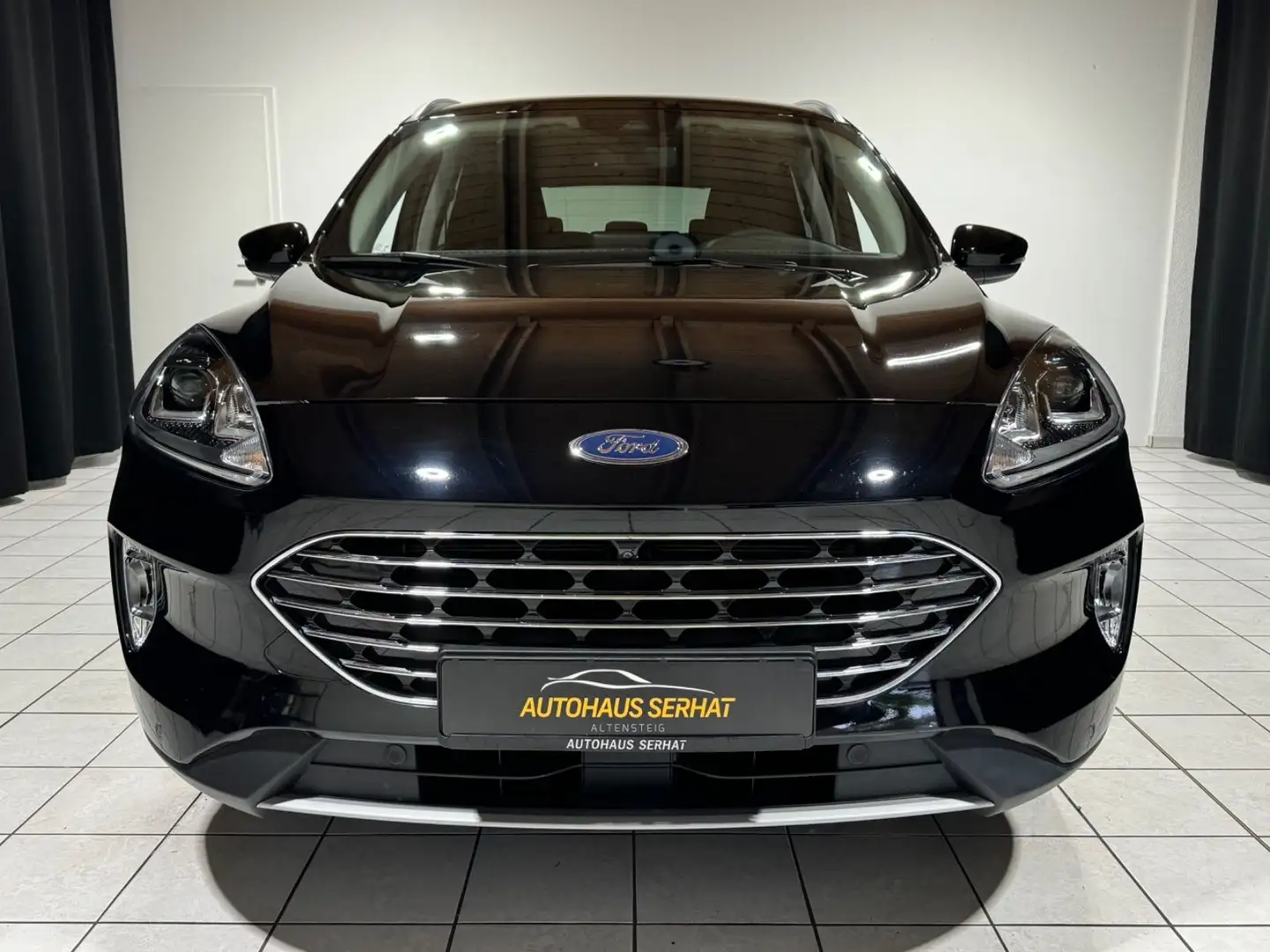 Ford Kuga Aut. 4x4 Titanium *CARPLAY*ACC*KAMERA*NAVI* Noir - 2