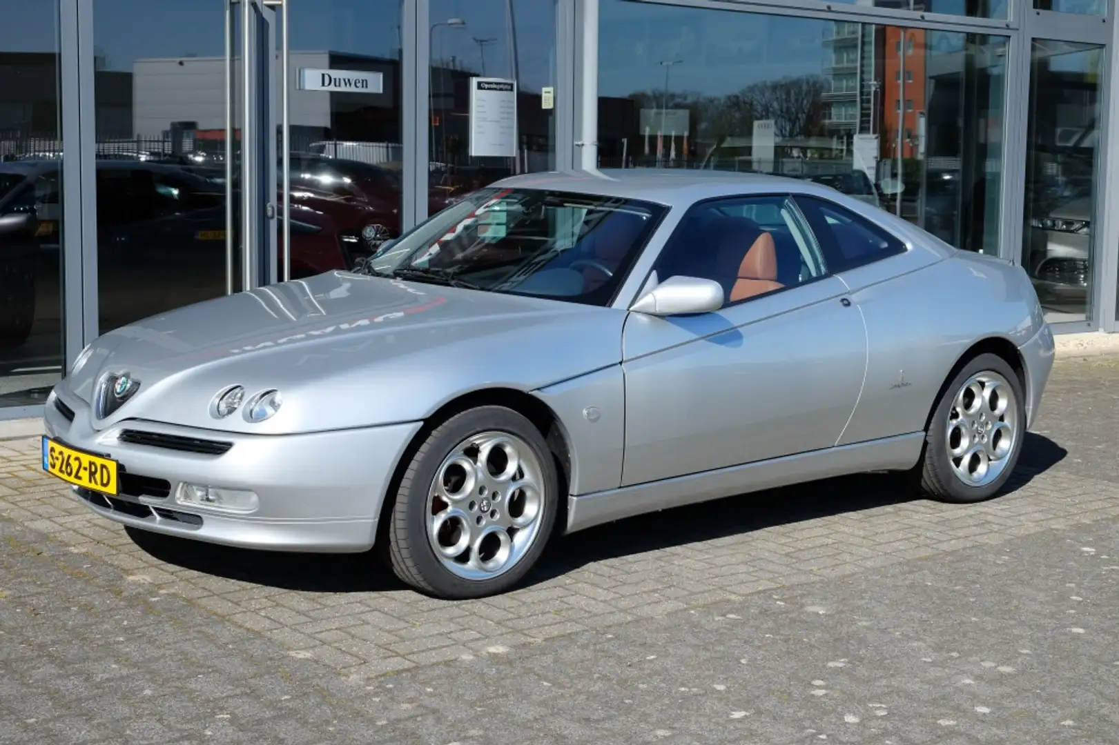 Alfa Romeo GTV 2.0-16V TS Elegant Limited Edition 2002 Gris - 1