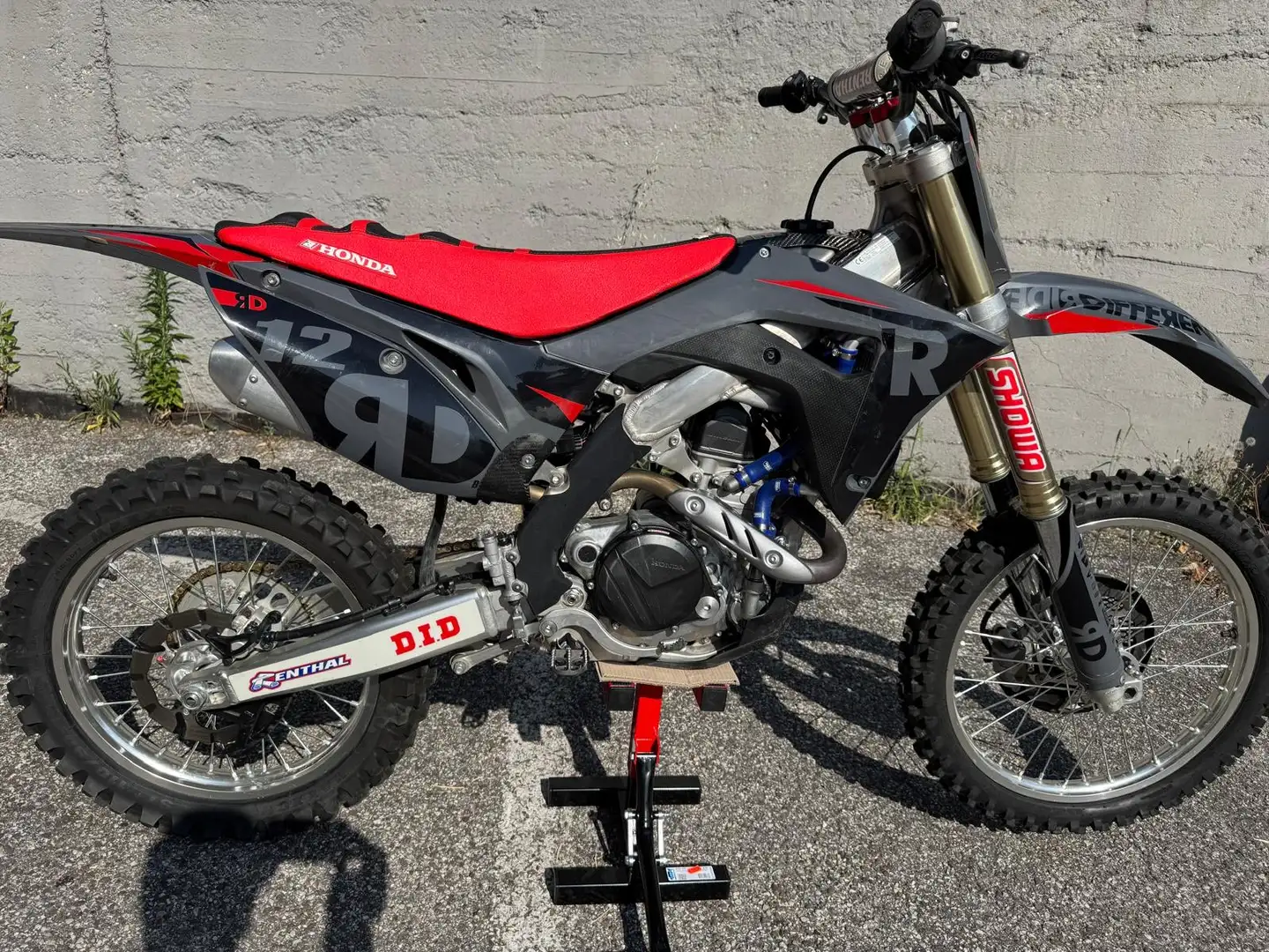 Honda CRF 450 Red moto - 2